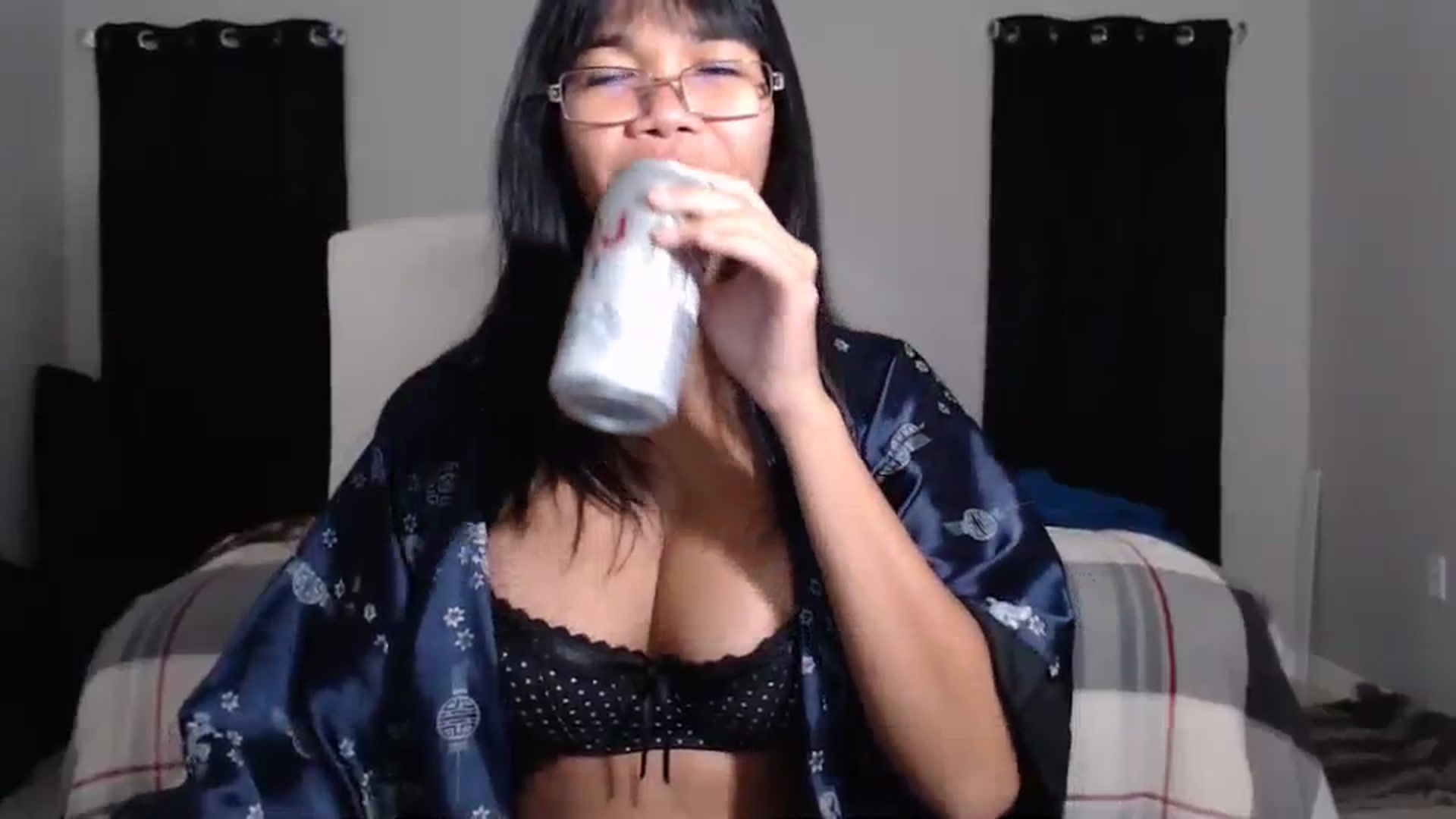 Gallery image thumbnail from Littlekai2023's myfreecams stream on, 03/27/2024, 05:34 image 19 of 20