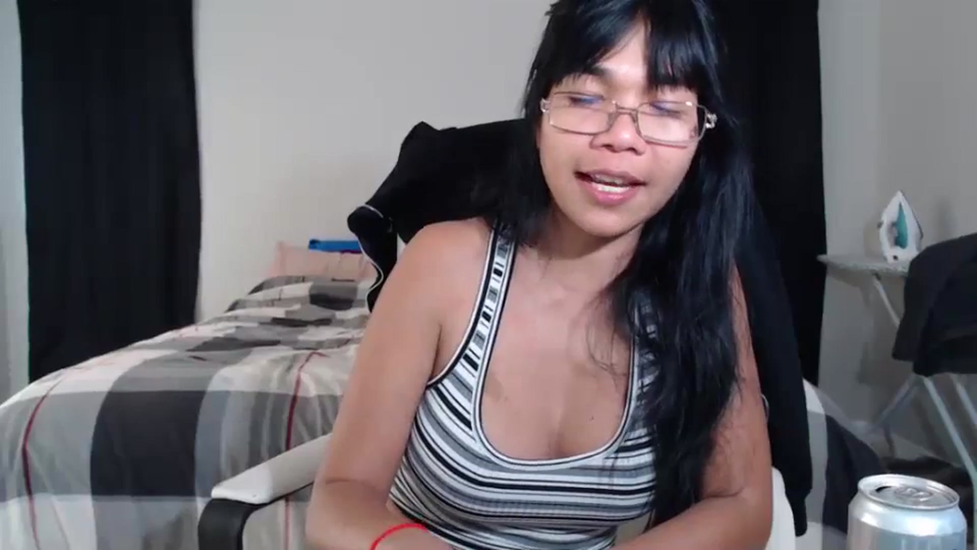 Gallery image thumbnail from Littlekai2023's myfreecams stream on, 04/01/2024, 19:45 image 9 of 20