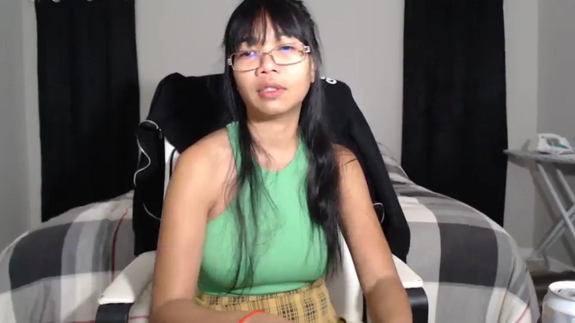 Gallery image thumbnail from Littlekai2023's myfreecams stream on, 04/02/2024, 04:53 image 3 of 20