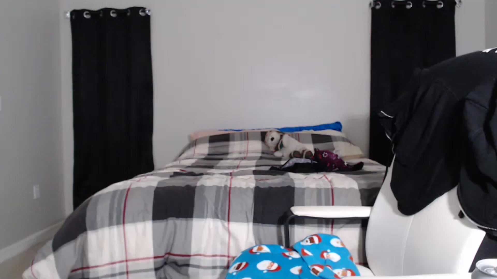 Gallery image thumbnail from Littlekai2023's myfreecams stream on, 04/03/2024, 01:20 image 14 of 20
