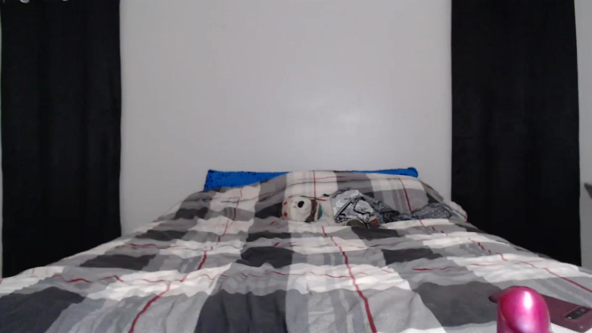 Gallery image thumbnail from Littlekai2023's myfreecams stream on, 04/07/2024, 02:22 image 3 of 20