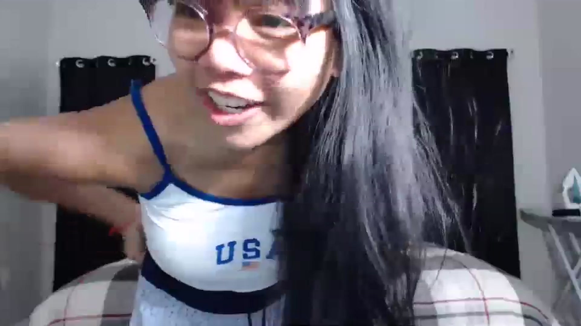 Gallery image thumbnail from Littlekai2023's myfreecams stream on, 04/07/2024, 02:22 image 13 of 20