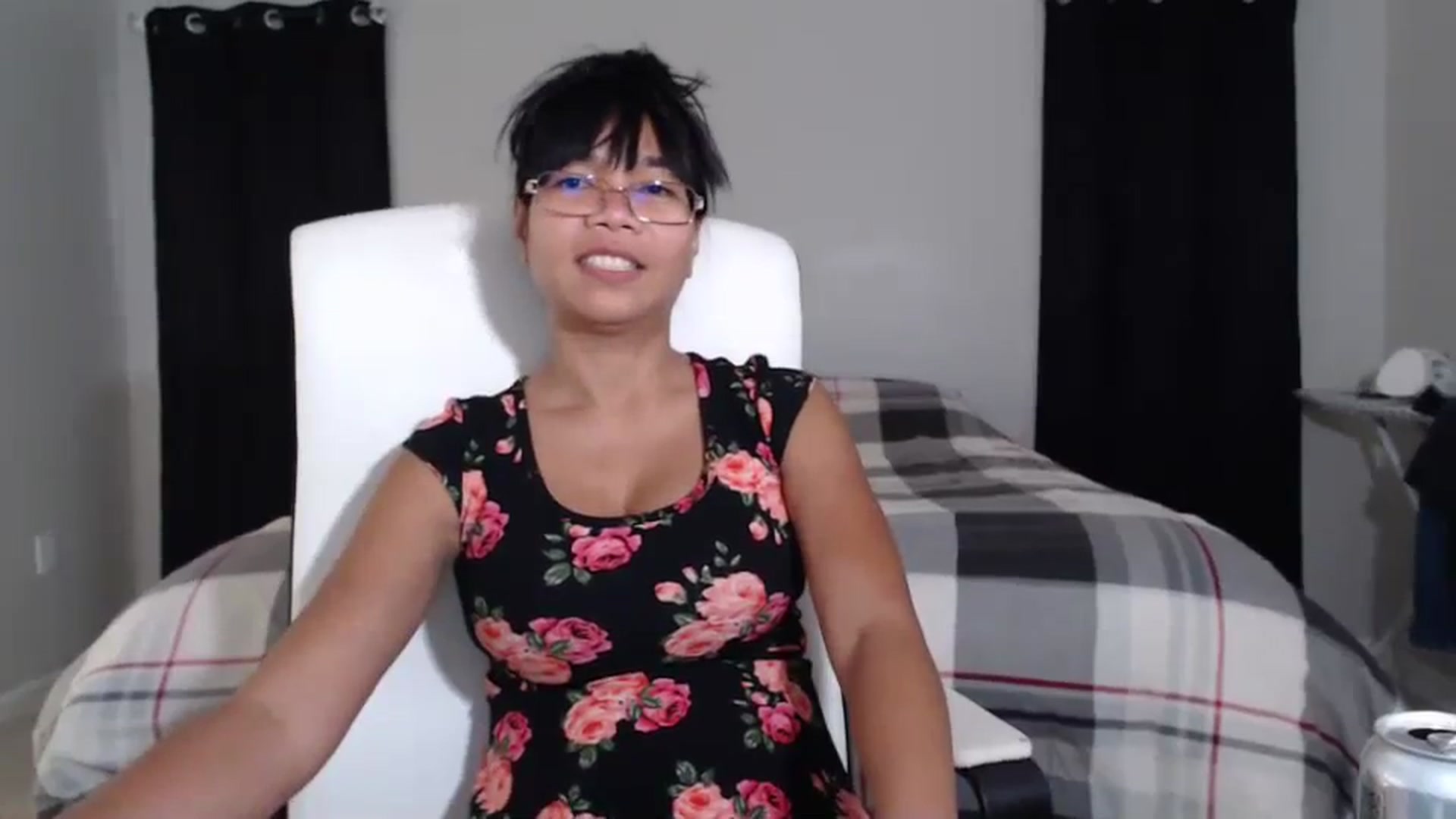 Gallery image thumbnail from Littlekai2023's myfreecams stream on, 04/13/2024, 23:12 image 3 of 20
