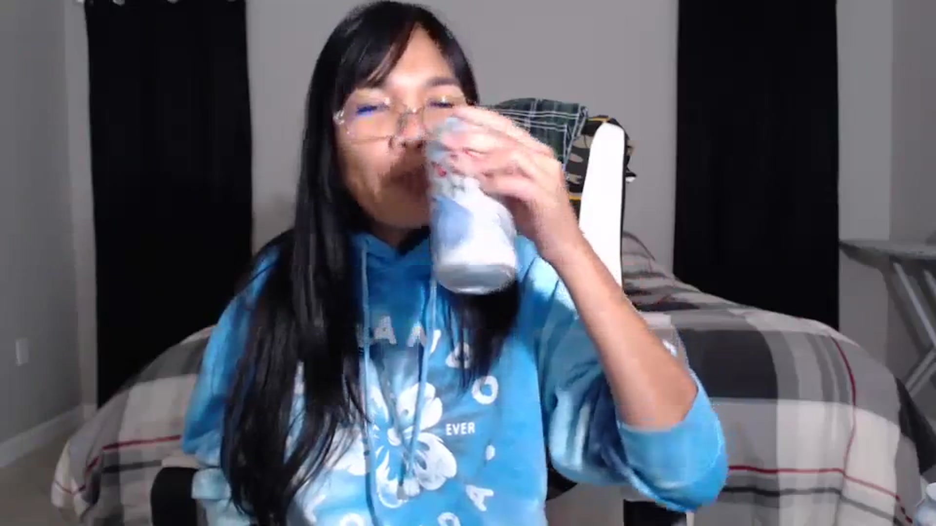 Gallery image thumbnail from Littlekai2023's myfreecams stream on, 04/15/2024, 02:49 image 20 of 20