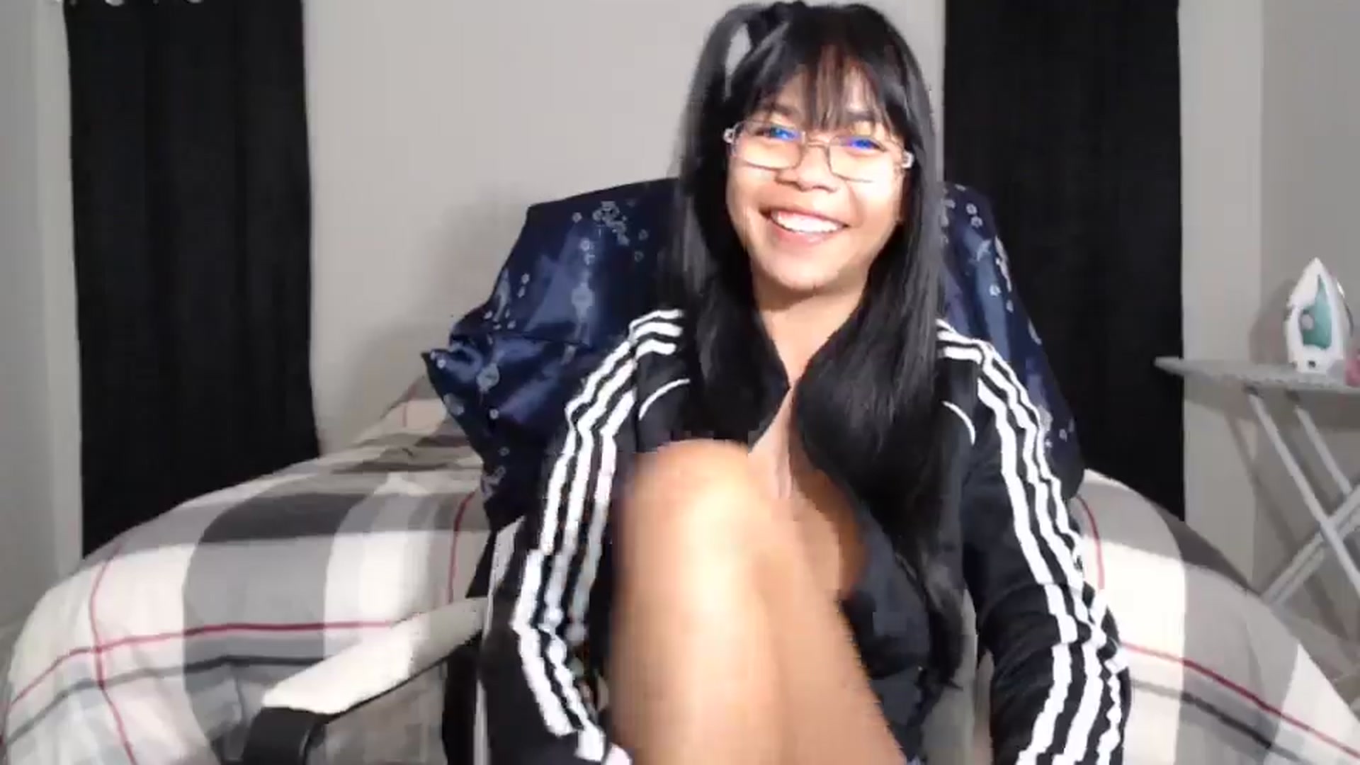 Gallery image thumbnail from Littlekai2023's myfreecams stream on, 04/16/2024, 04:19 image 6 of 20
