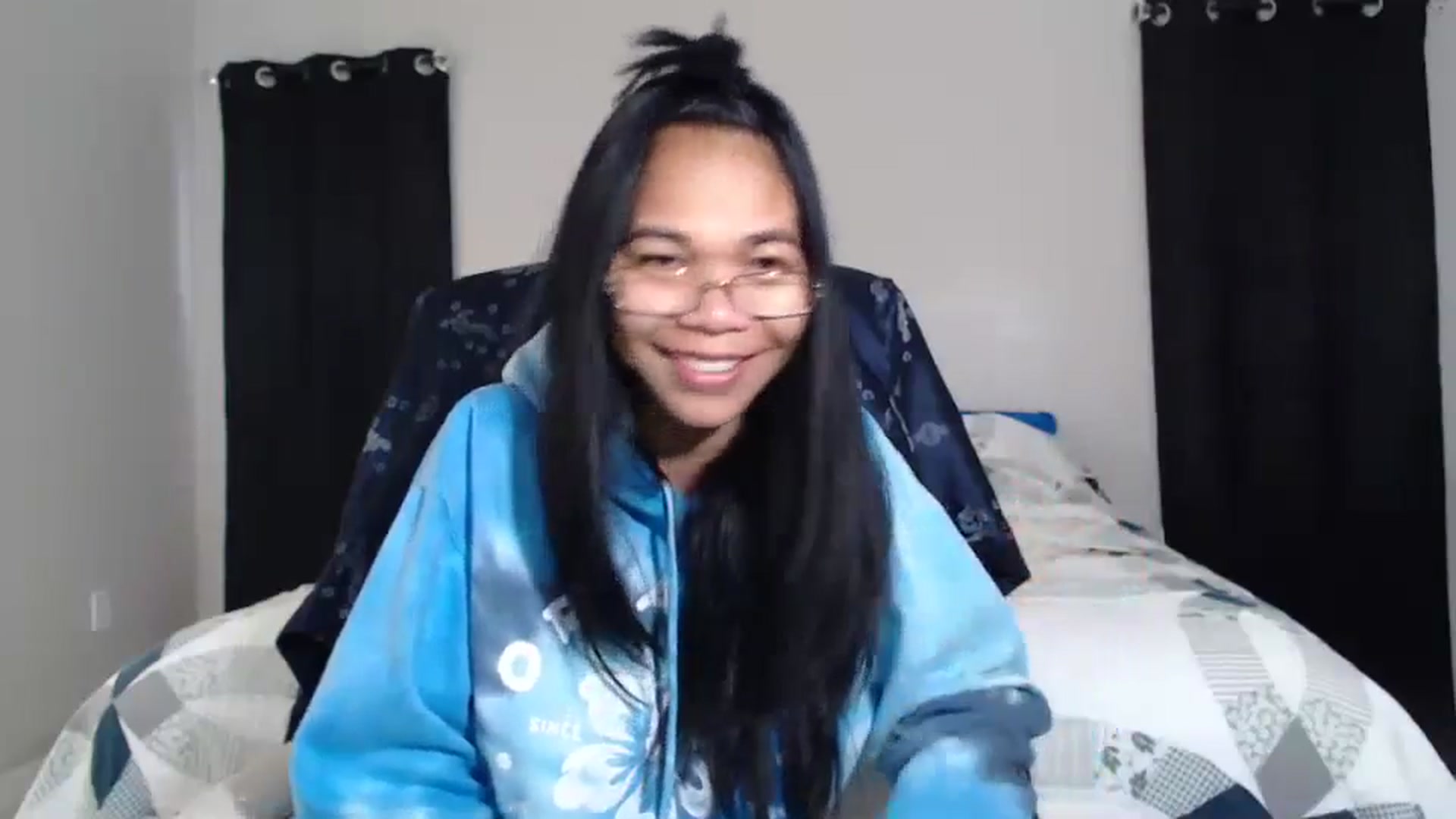 Gallery image thumbnail from Littlekai2023's myfreecams stream on, 04/20/2024, 14:43 image 15 of 20