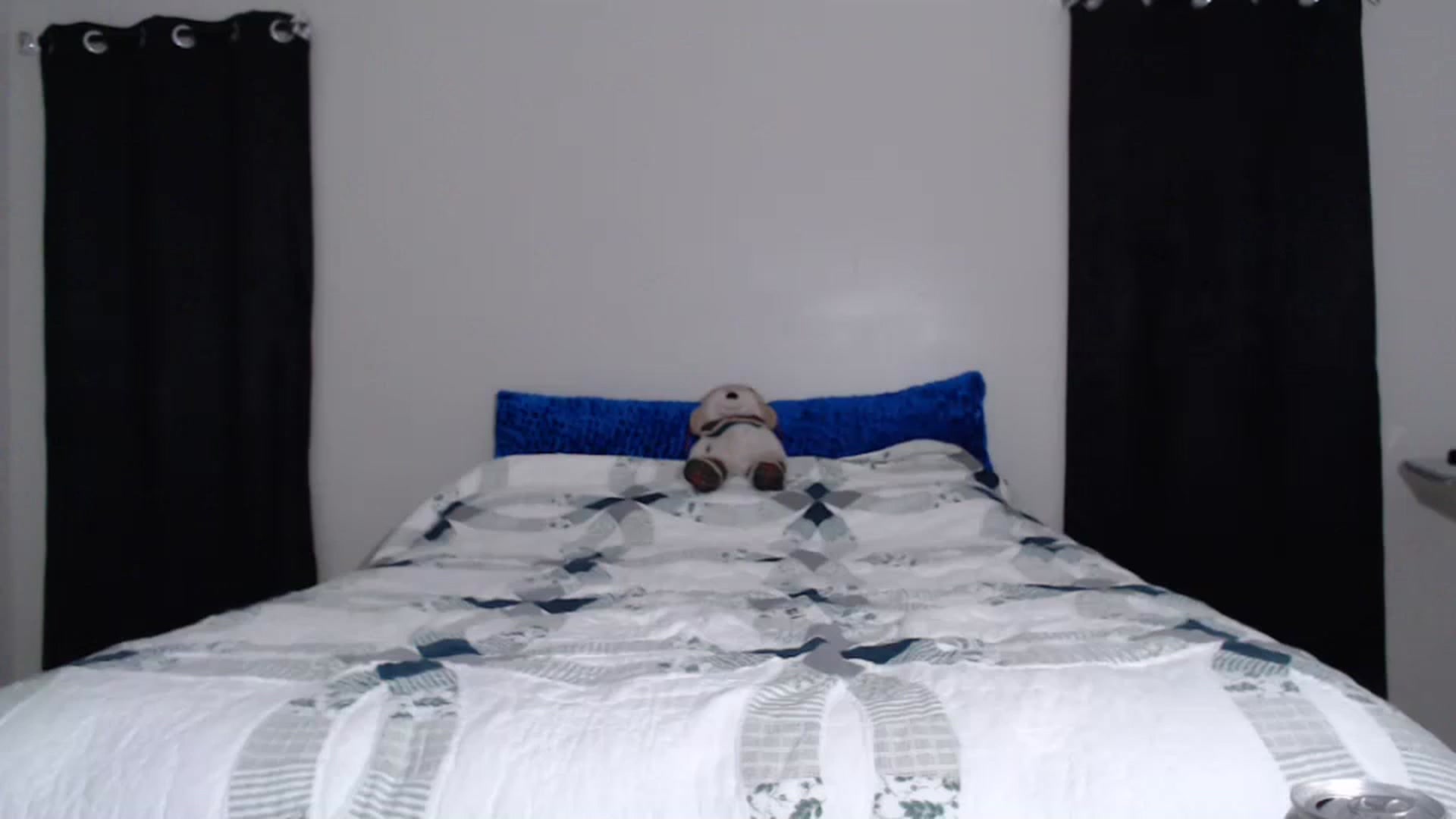Gallery image thumbnail from Littlekai2023's myfreecams stream on, 04/22/2024, 03:08 image 16 of 20