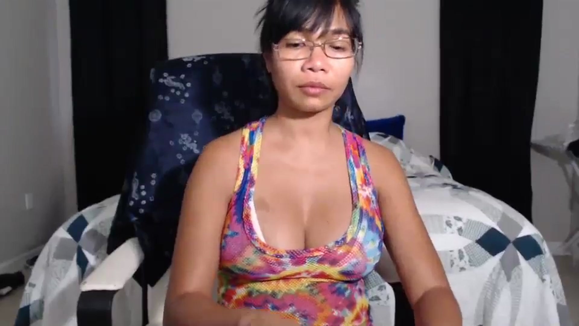 Gallery image thumbnail from Littlekai2023's myfreecams stream on, 04/30/2024, 24:00 image 6 of 20