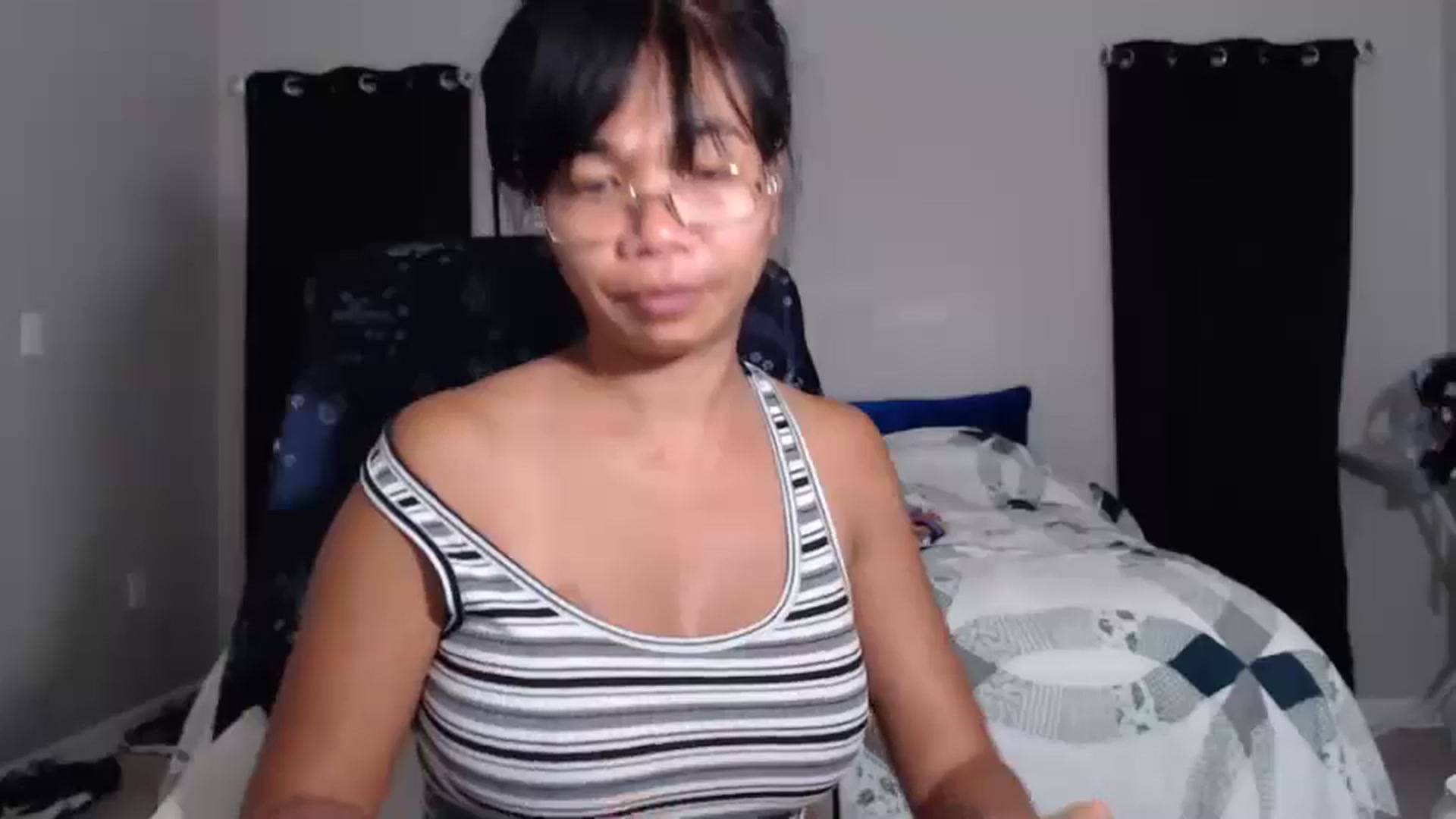 Gallery image thumbnail from Littlekai2023's myfreecams stream on, 04/30/2024, 03:00 image 11 of 20