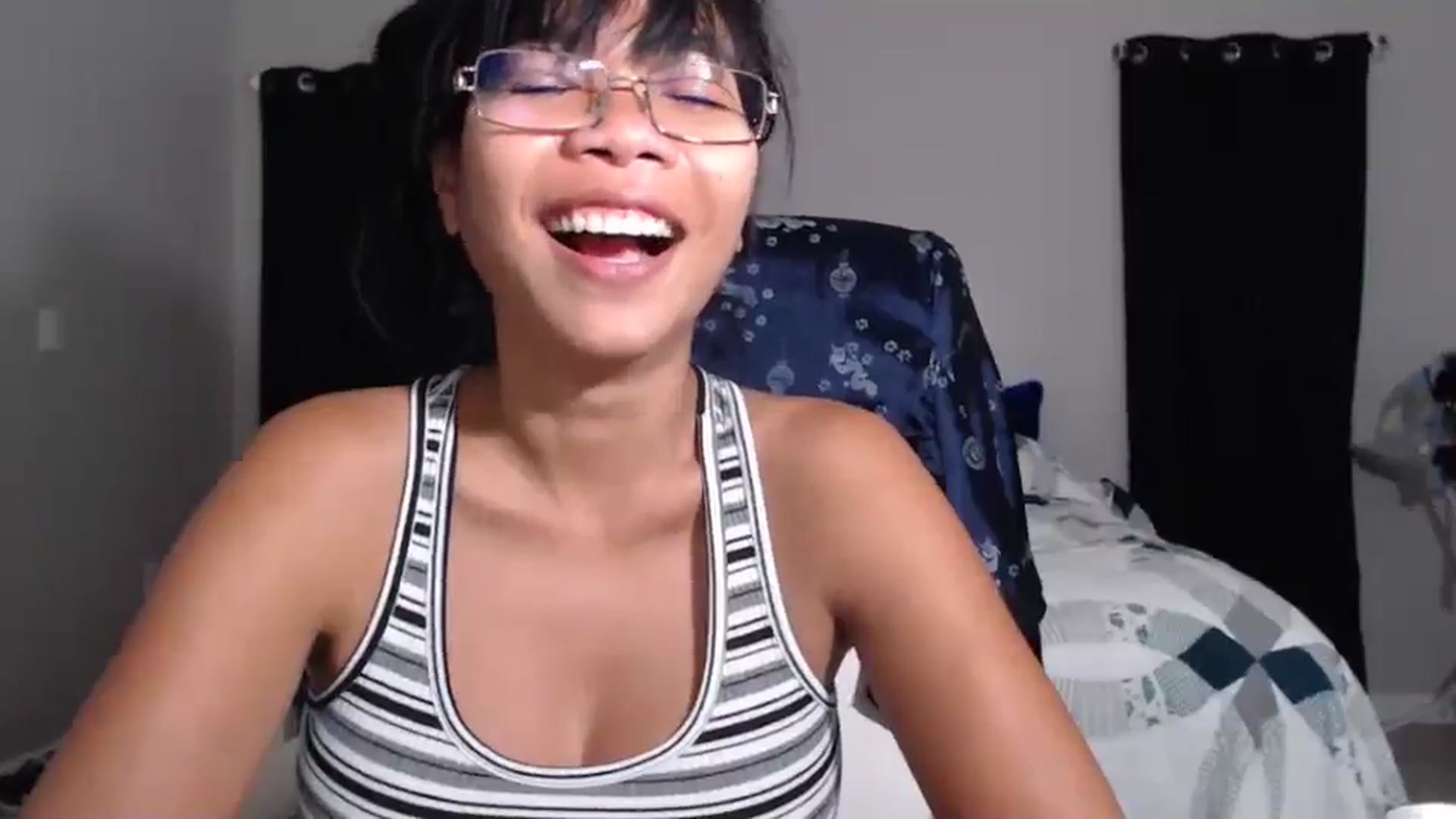 Gallery image thumbnail from Littlekai2023's myfreecams stream on, 04/30/2024, 03:00 image 14 of 20