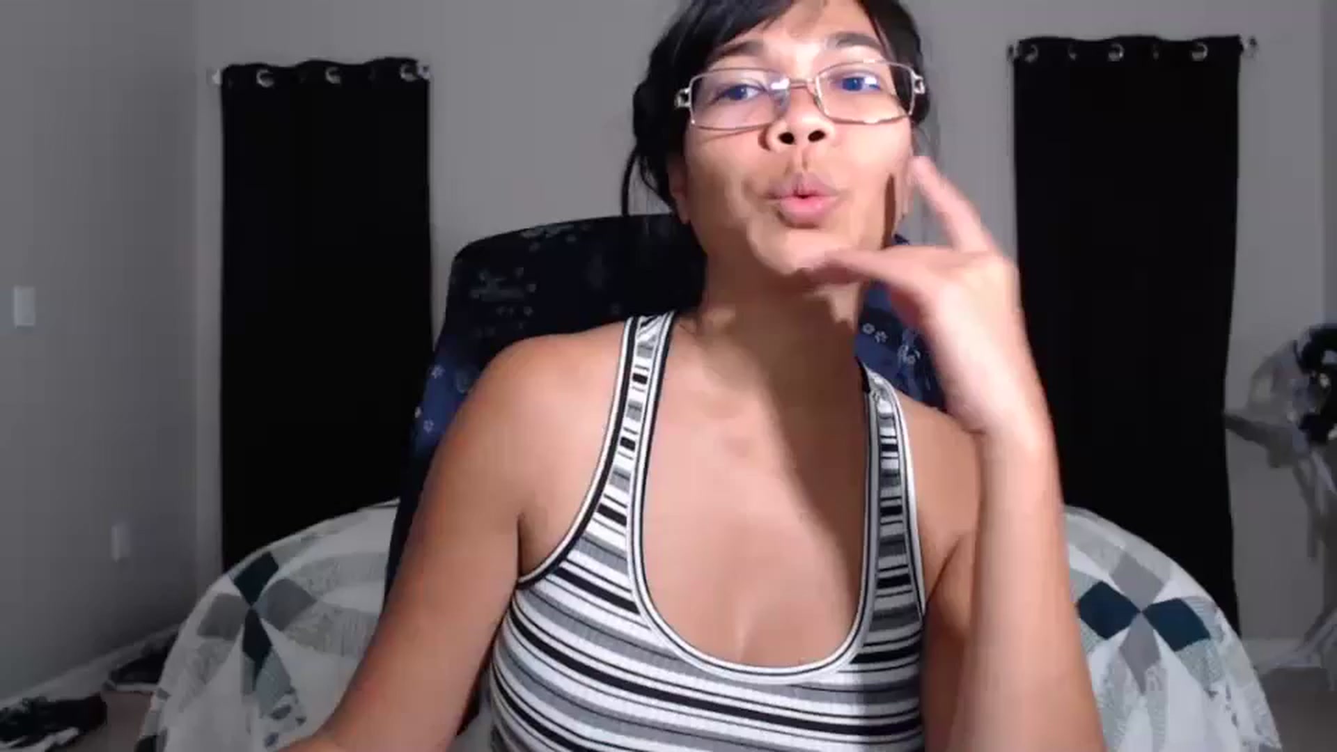 Gallery image thumbnail from Littlekai2023's myfreecams stream on, 04/30/2024, 03:00 image 5 of 20