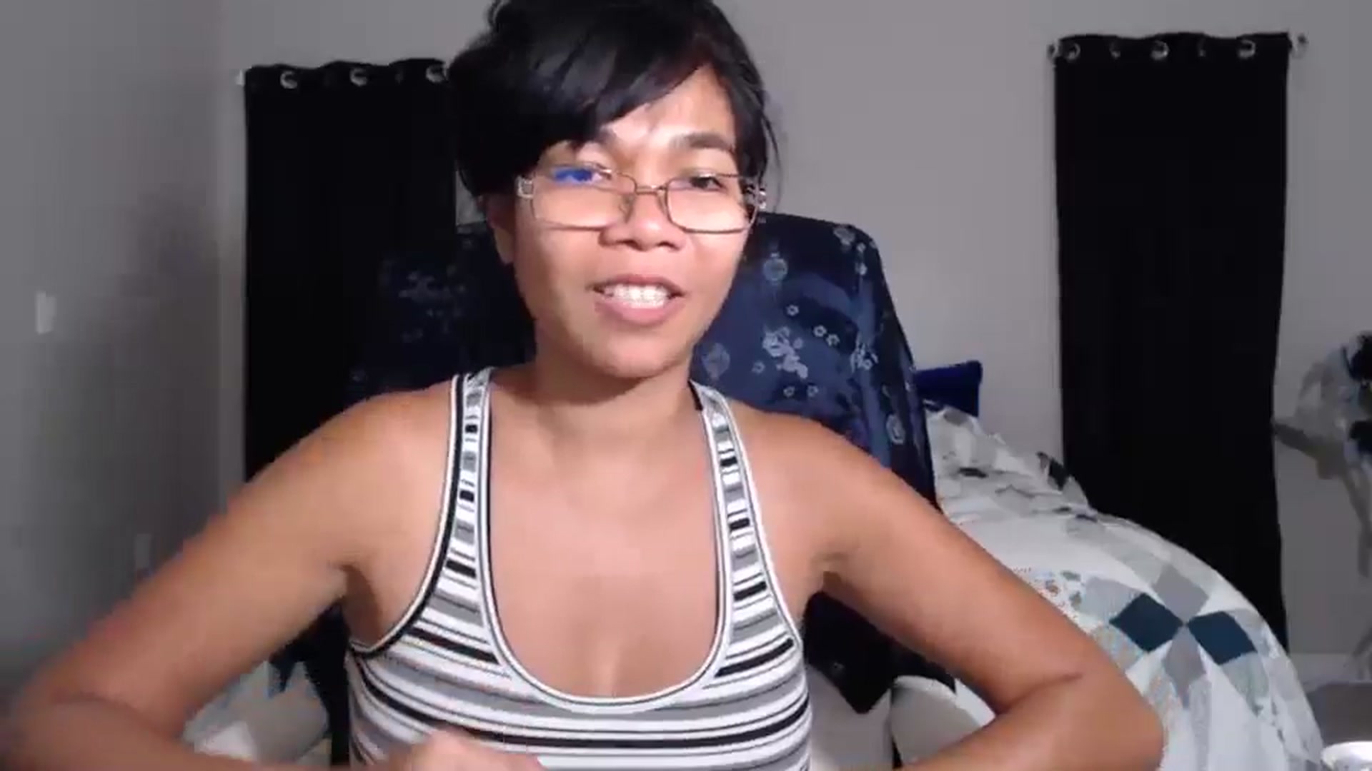 Gallery image thumbnail from Littlekai2023's myfreecams stream on, 04/30/2024, 03:00 image 16 of 20