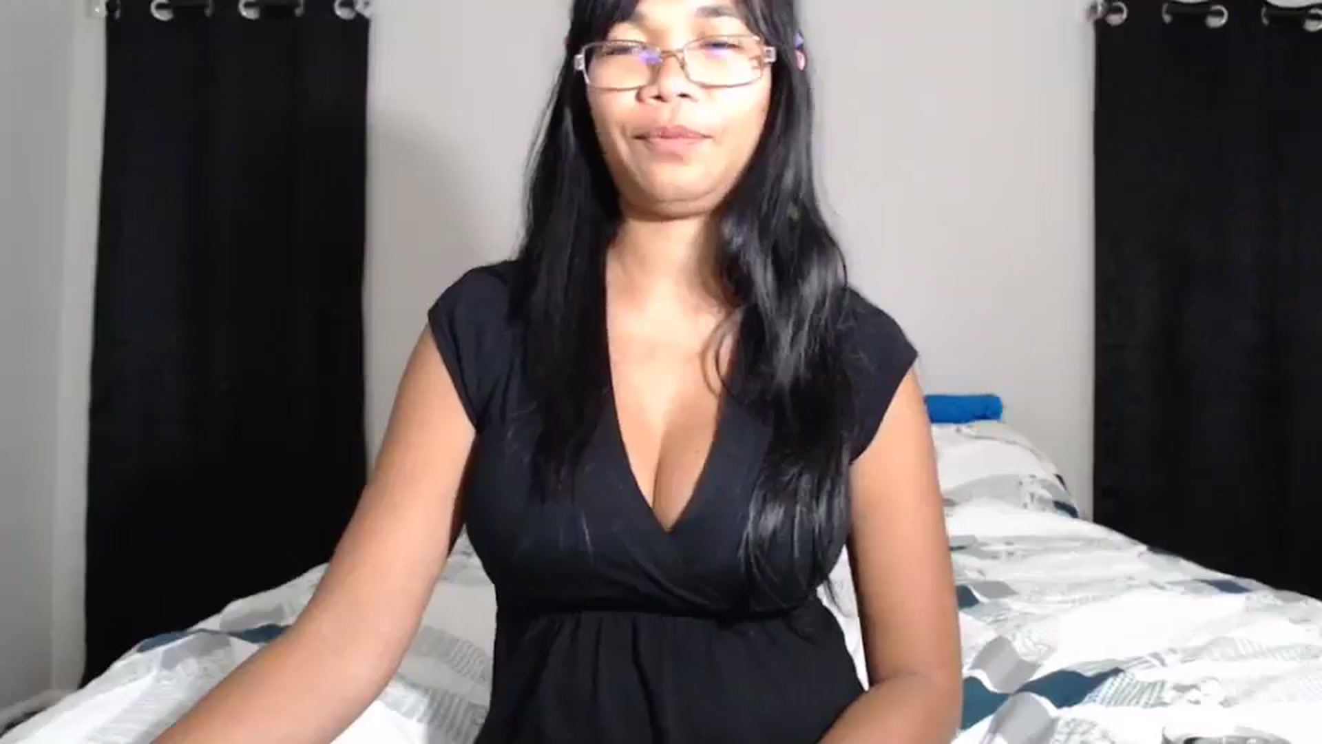 Gallery image thumbnail from Littlekai2023's myfreecams stream on, 05/06/2024, 02:44 image 16 of 20