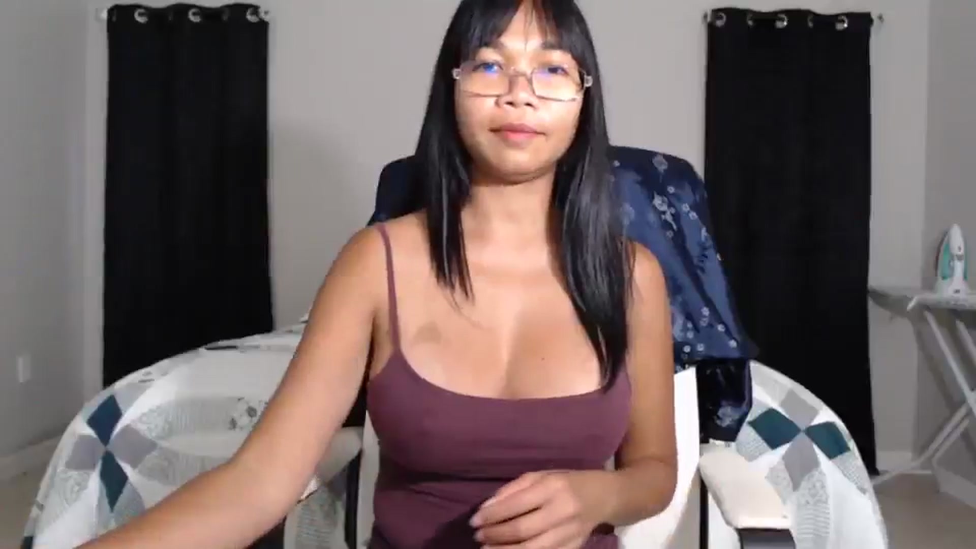 Gallery image thumbnail from Littlekai2023's myfreecams stream on, 05/09/2024, 24:00 image 7 of 20