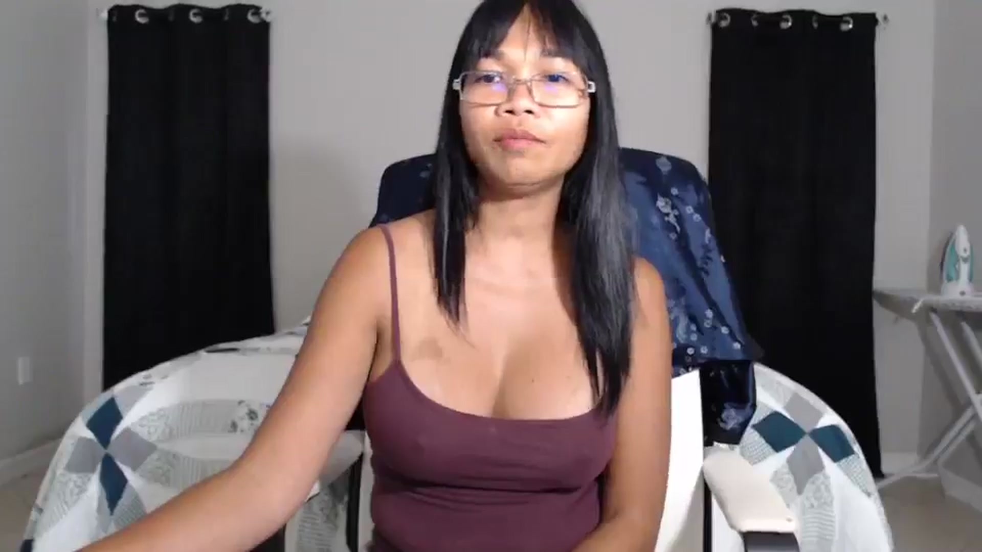 Gallery image thumbnail from Littlekai2023's myfreecams stream on, 05/09/2024, 24:00 image 8 of 20