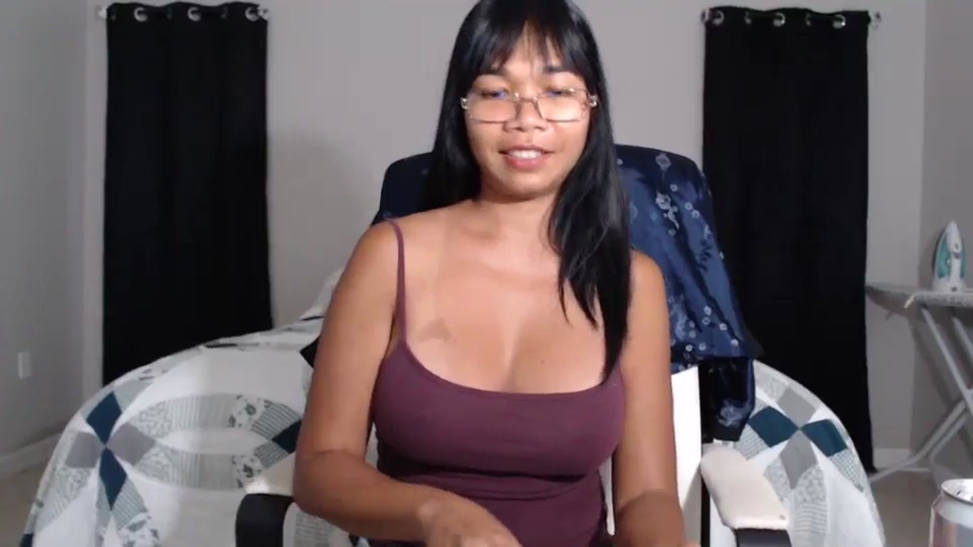 Gallery image thumbnail from Littlekai2023's myfreecams stream on, 05/09/2024, 24:00 image 18 of 20