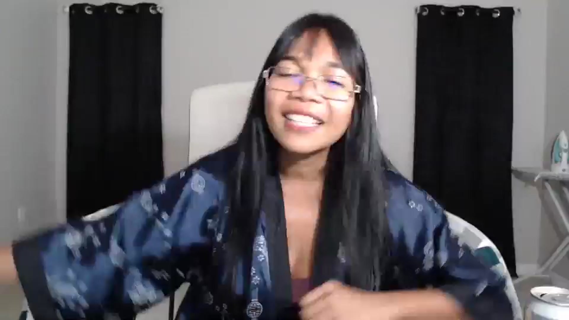 Gallery image thumbnail from Littlekai2023's myfreecams stream on, 05/09/2024, 03:20 image 18 of 20