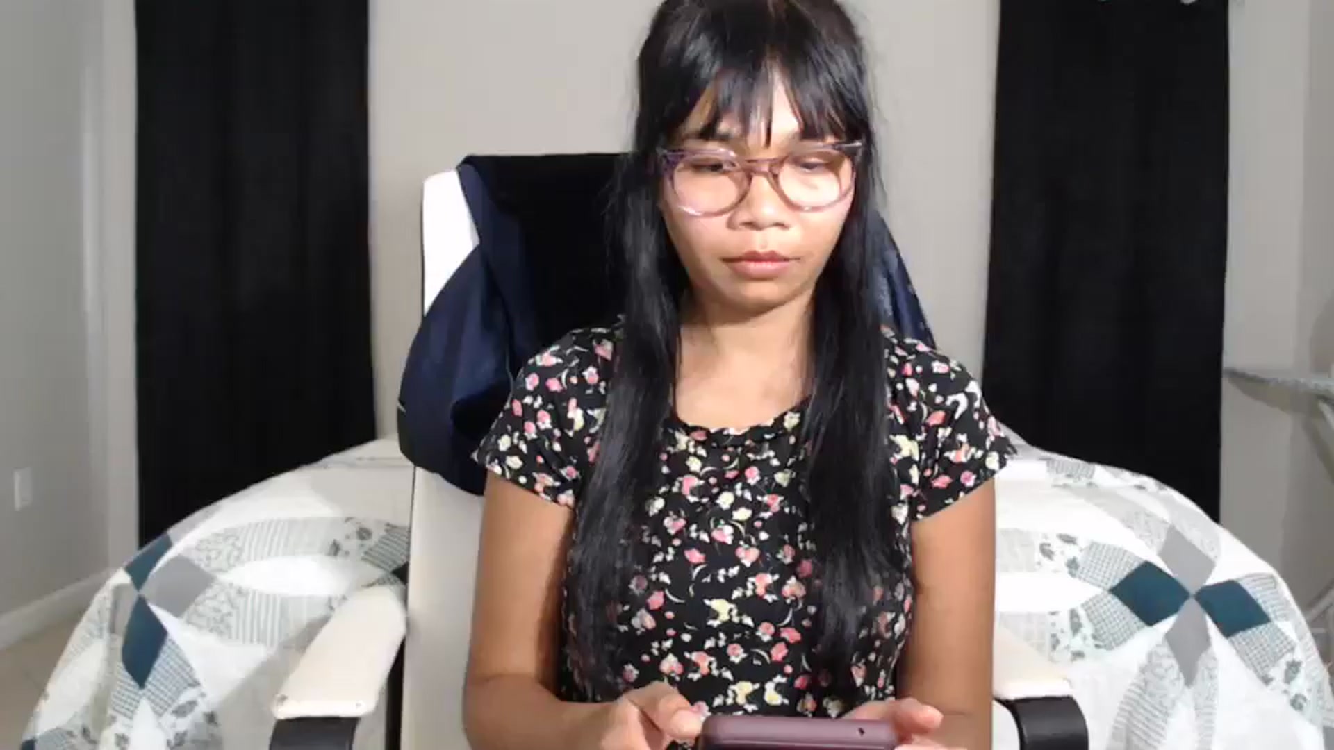 Gallery image thumbnail from Littlekai2023's myfreecams stream on, 05/13/2024, 24:00 image 10 of 20