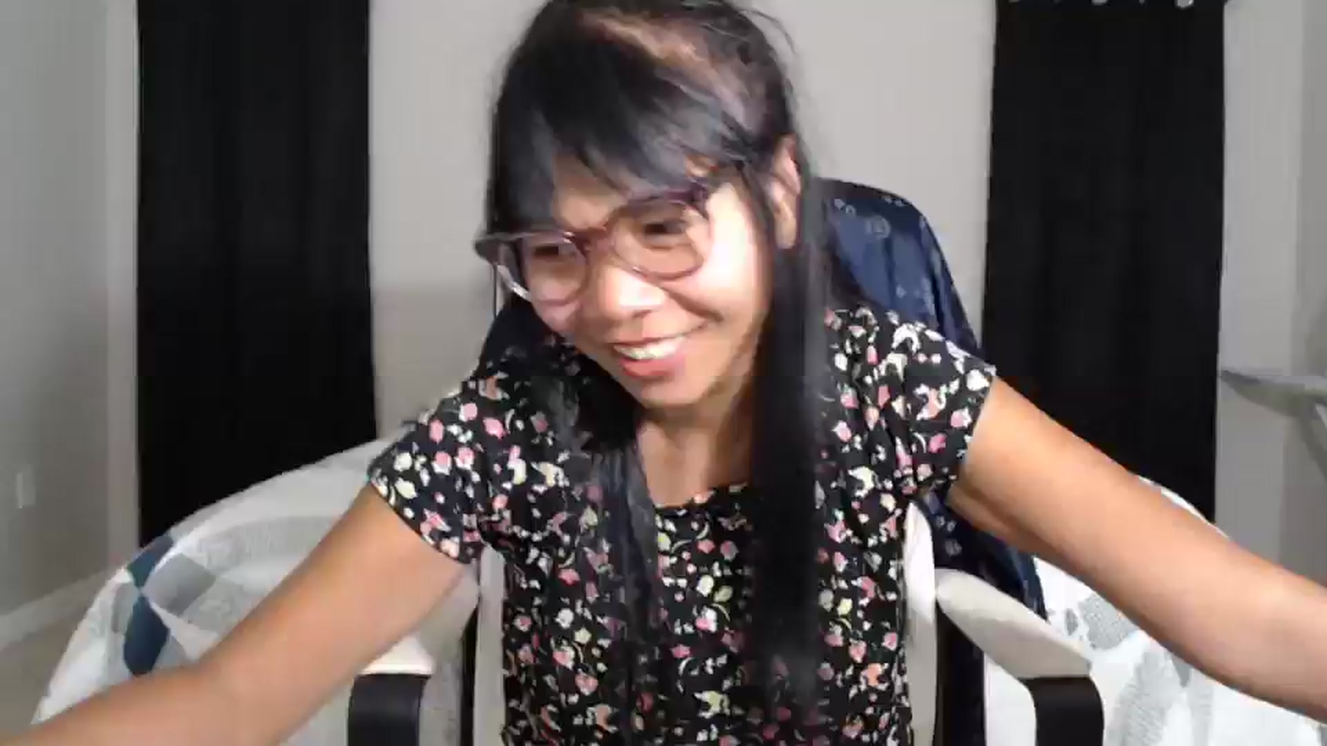 Gallery image thumbnail from Littlekai2023's myfreecams stream on, 05/13/2024, 03:14 image 10 of 20