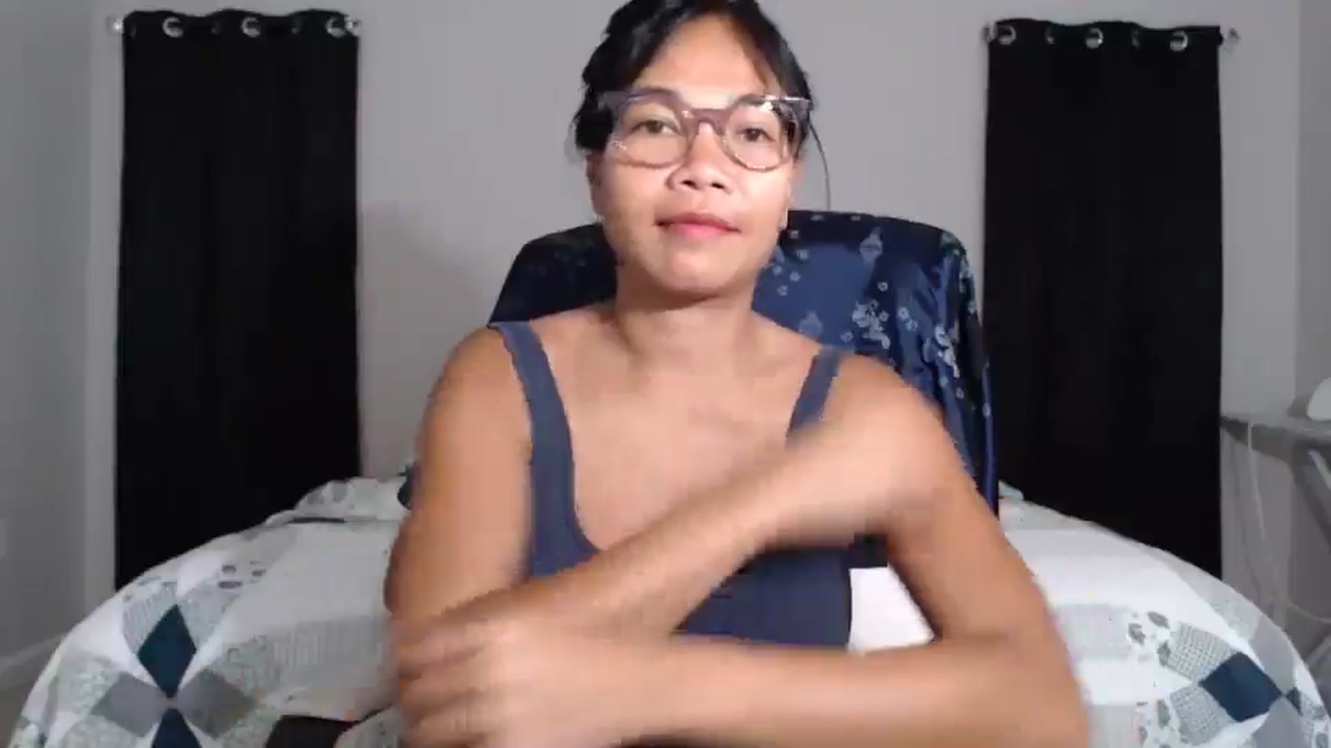 Gallery image thumbnail from Littlekai2023's myfreecams stream on, 05/15/2024, 03:11 image 3 of 20