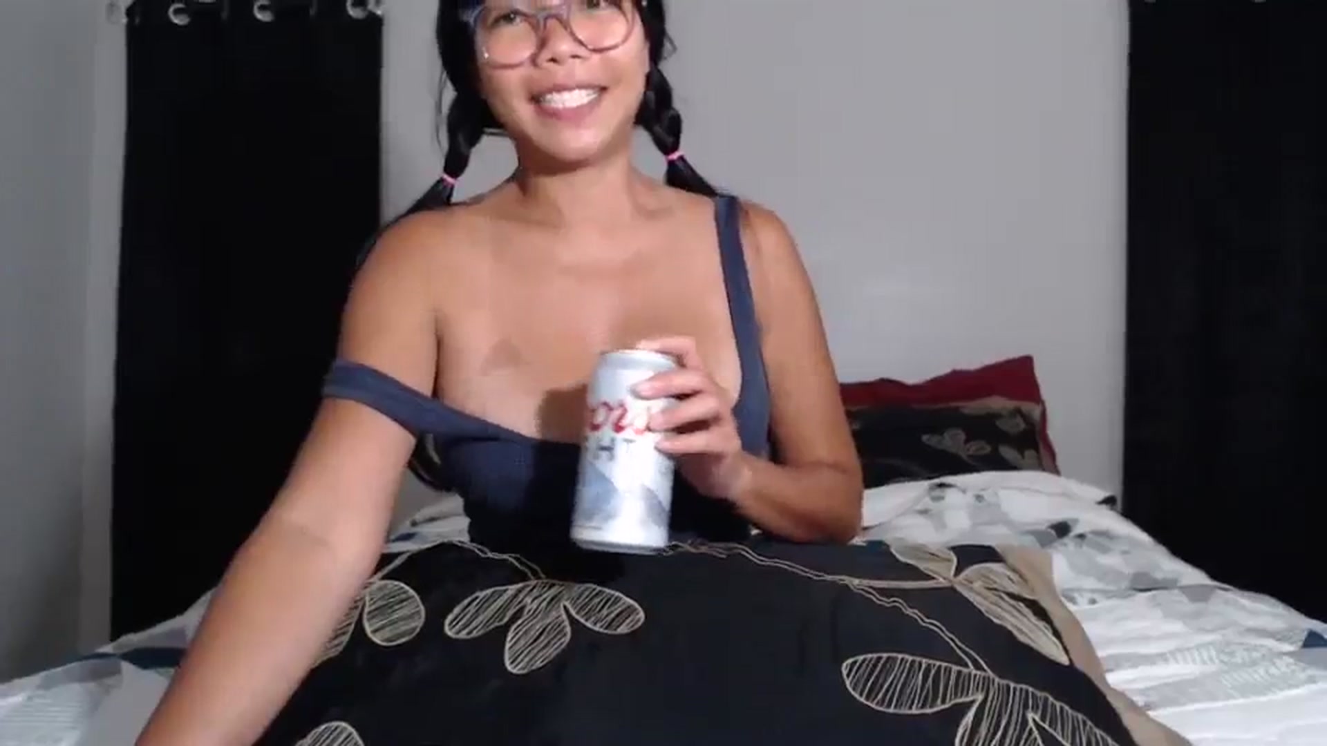 Gallery image thumbnail from Littlekai2023's myfreecams stream on, 05/15/2024, 03:11 image 20 of 20