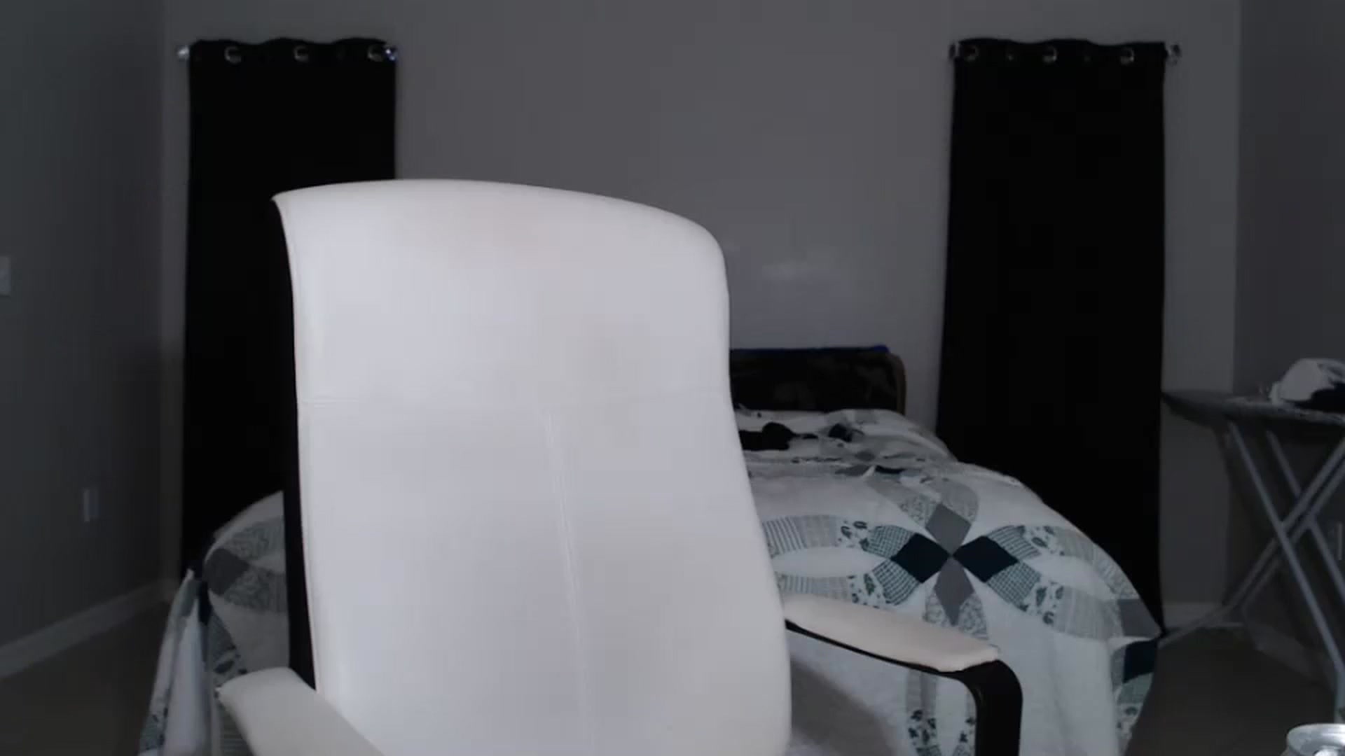 Gallery image thumbnail from Littlekai2023's myfreecams stream on, 05/17/2024, 03:36 image 12 of 20