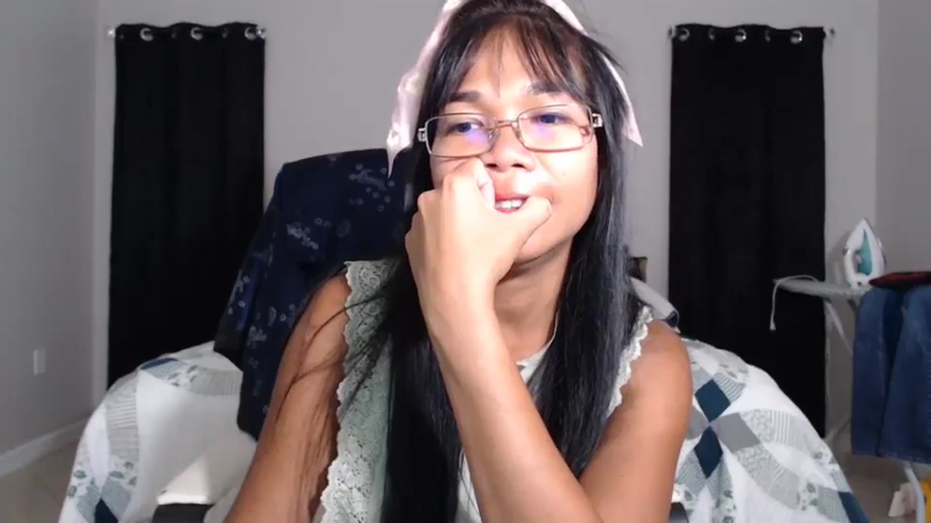 Gallery image thumbnail from Littlekai2023's myfreecams stream on, 05/19/2024, 02:17 image 15 of 20