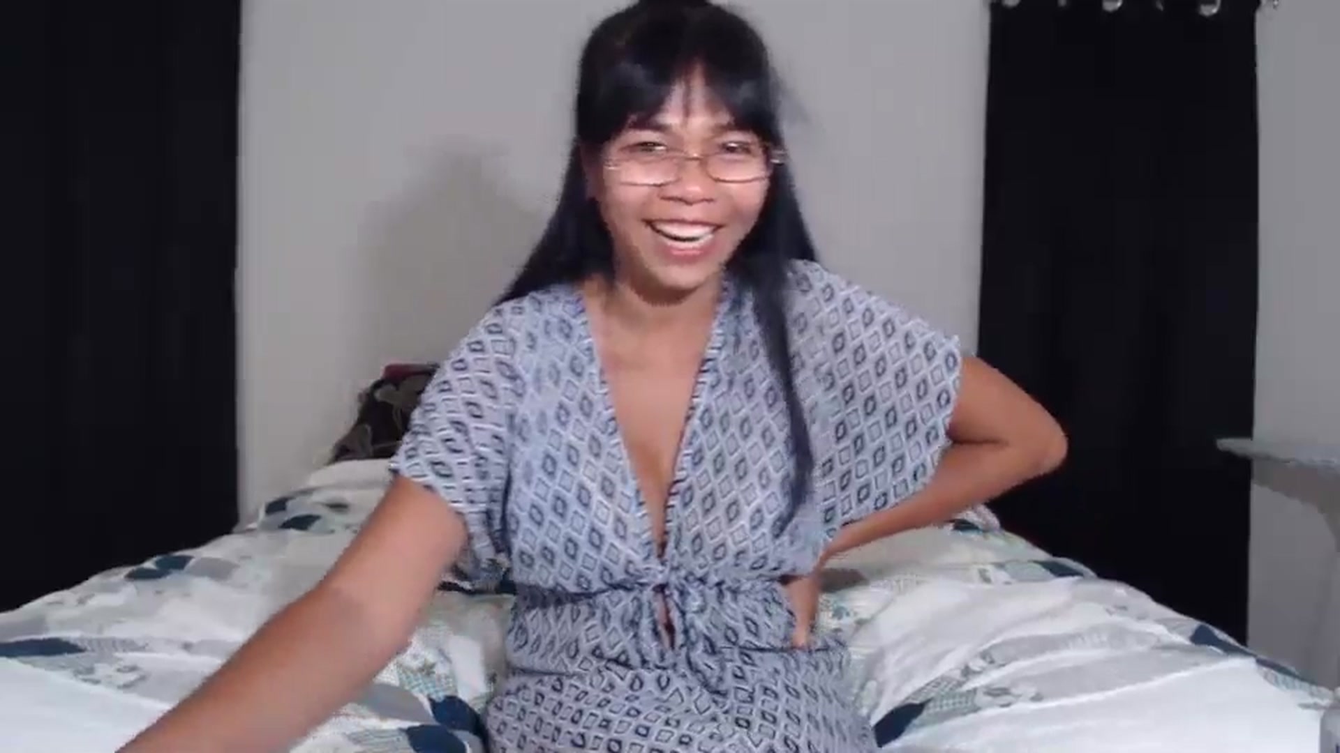 Gallery image thumbnail from Littlekai2023's myfreecams stream on, 05/20/2024, 24:05 image 7 of 20