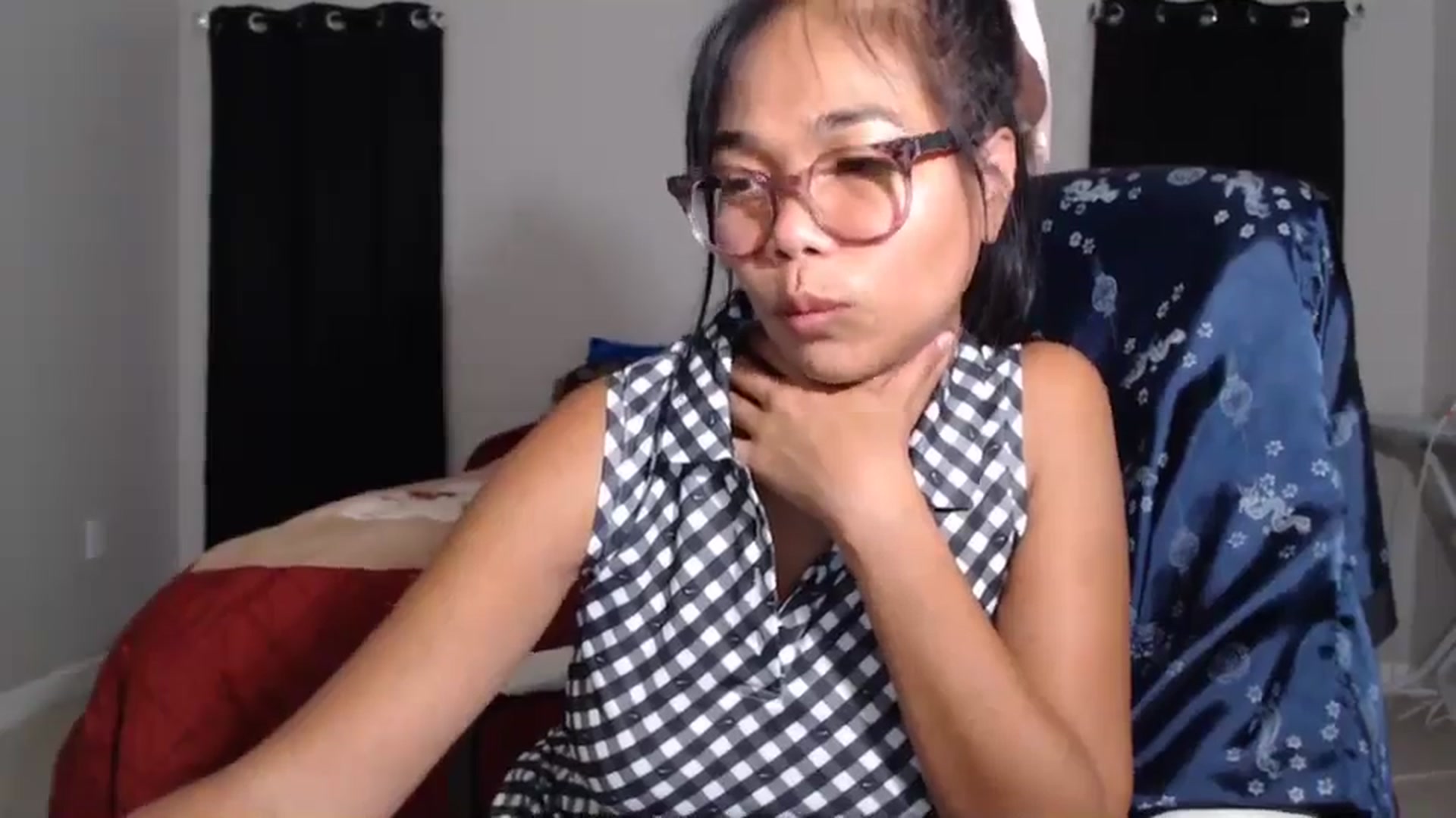 Gallery image thumbnail from Littlekai2023's myfreecams stream on, 05/25/2024, 02:58 image 6 of 20