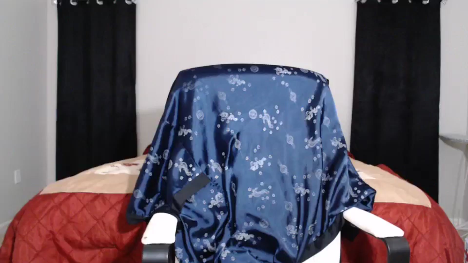 Gallery image thumbnail from Littlekai2023's myfreecams stream on, 05/25/2024, 02:58 image 9 of 20