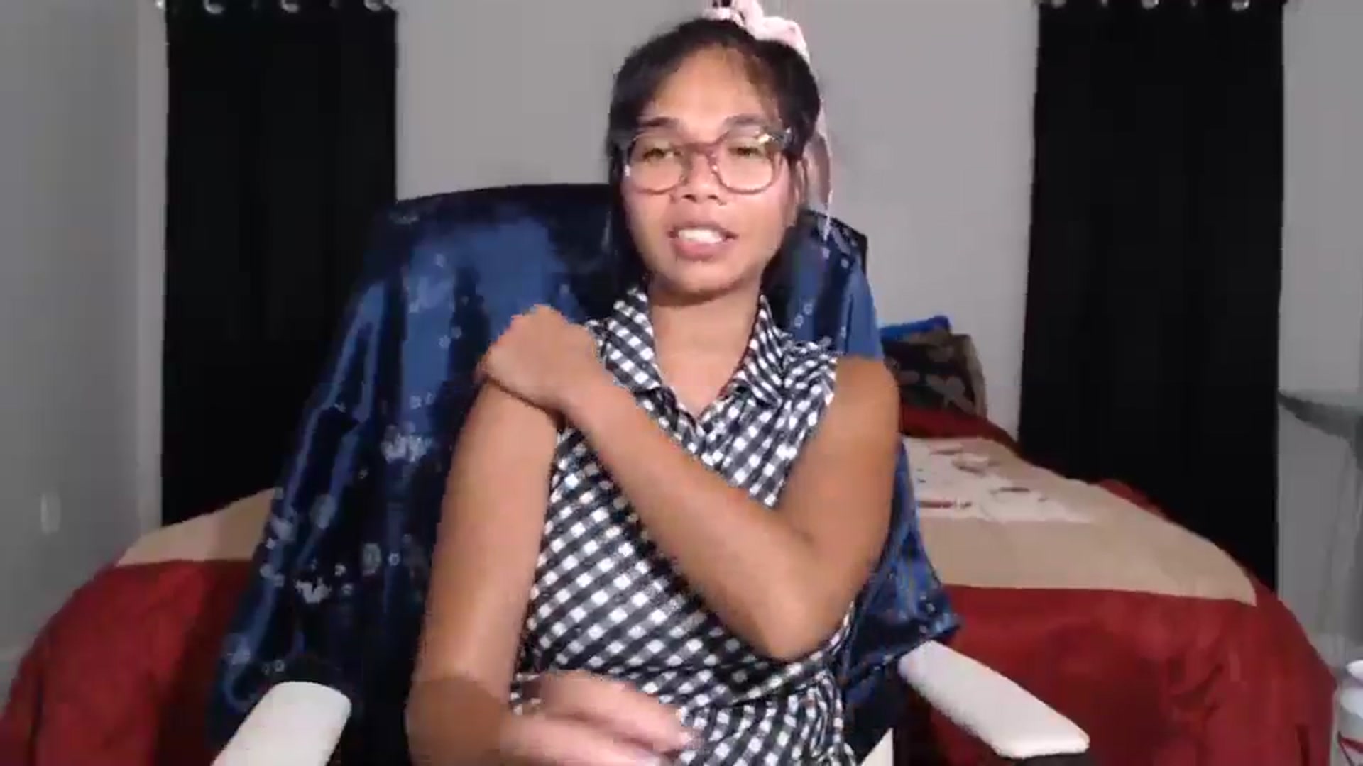 Gallery image thumbnail from Littlekai2023's myfreecams stream on, 05/25/2024, 02:58 image 13 of 20