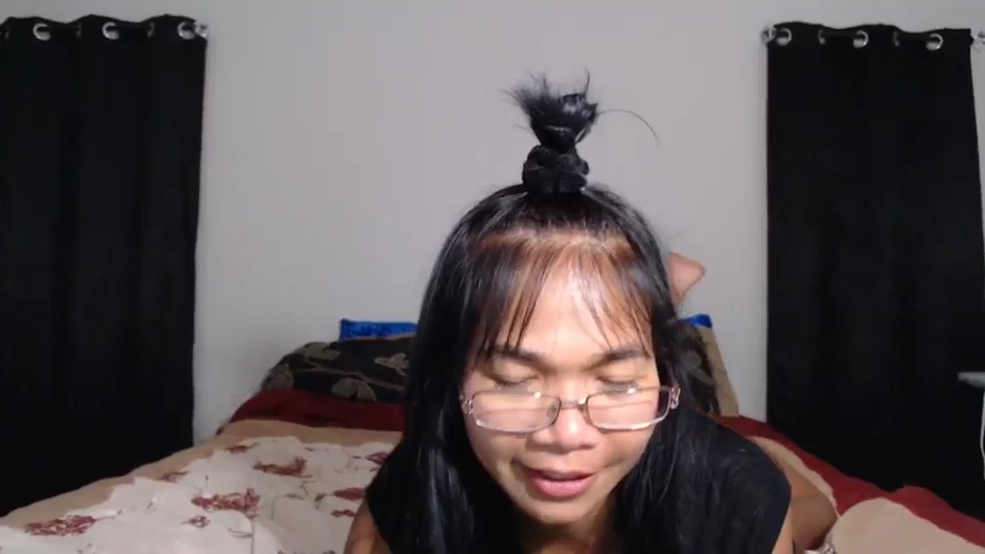 Gallery image thumbnail from Littlekai2023's myfreecams stream on, 05/26/2024, 03:59 image 15 of 20