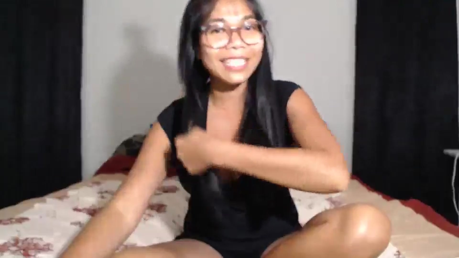 Gallery image thumbnail from Littlekai2023's myfreecams stream on, 05/26/2024, 03:59 image 2 of 20