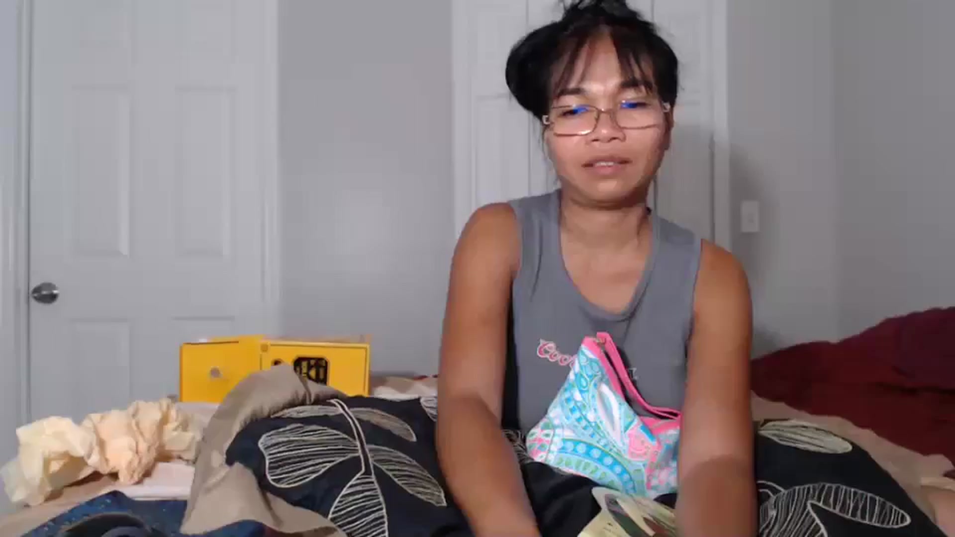 Gallery image thumbnail from Littlekai2023's myfreecams stream on, 05/29/2024, 04:24 image 17 of 20