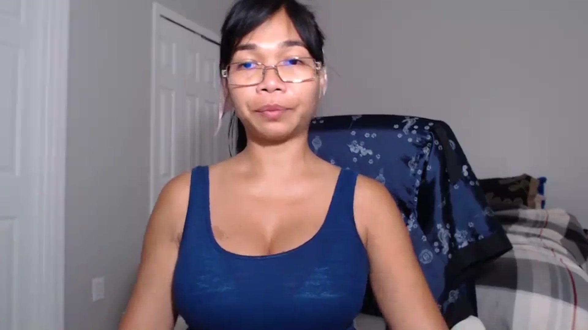 Gallery image thumbnail from Littlekai2023's myfreecams stream on, 06/02/2024, 01:04 image 5 of 20