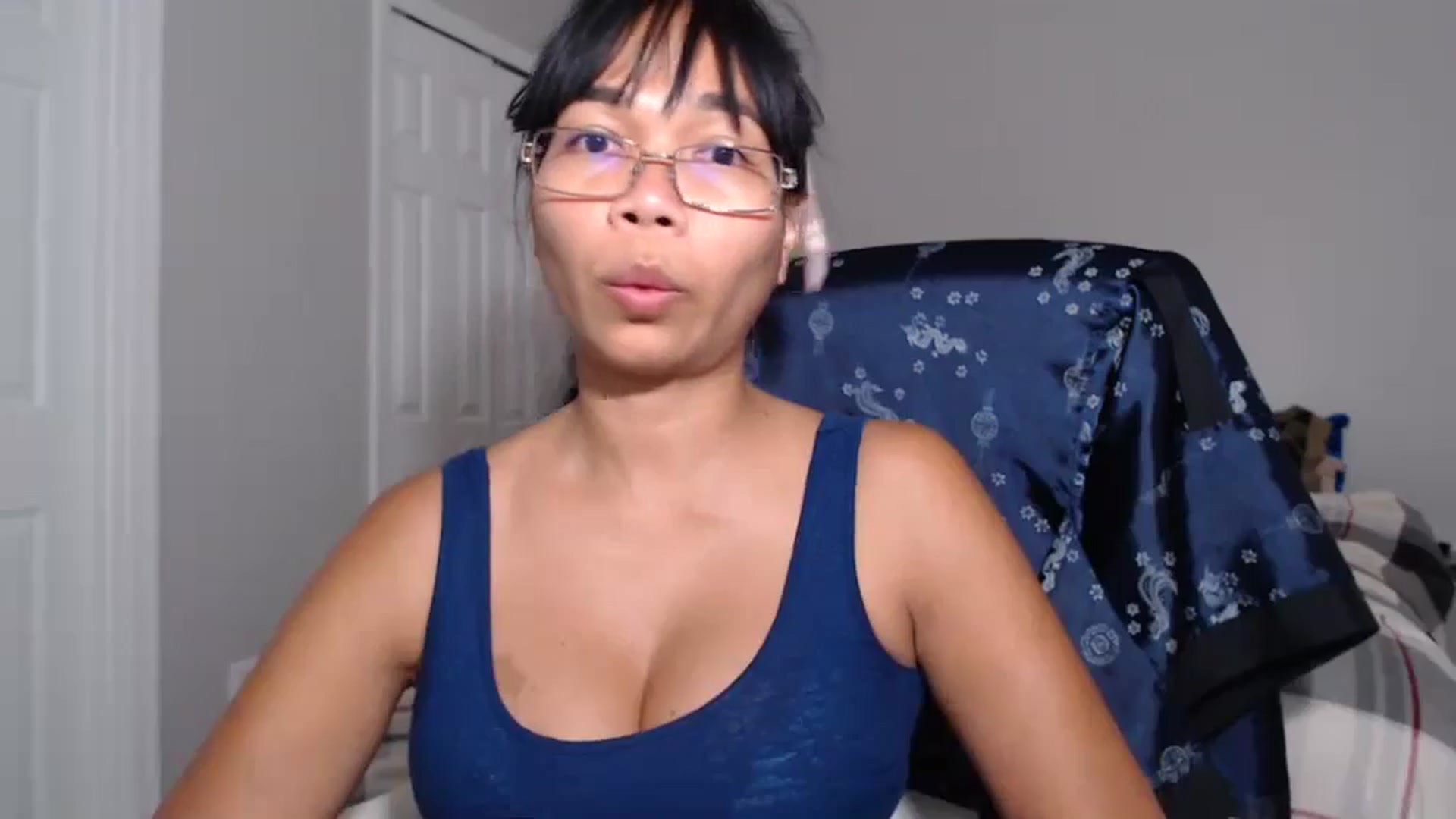 Gallery image thumbnail from Littlekai2023's myfreecams stream on, 06/02/2024, 01:04 image 19 of 20