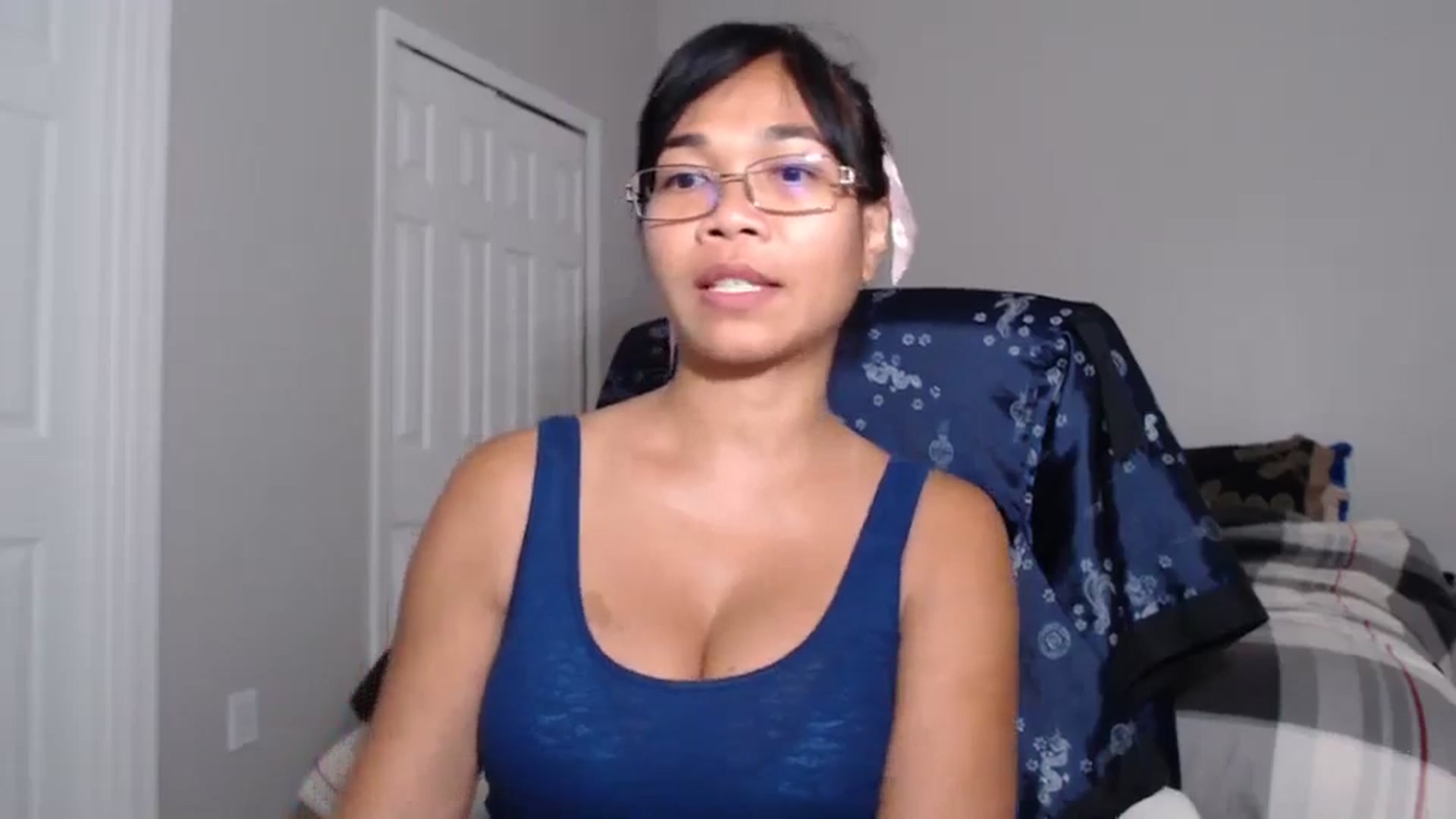 Gallery image thumbnail from Littlekai2023's myfreecams stream on, 06/02/2024, 01:04 image 4 of 20