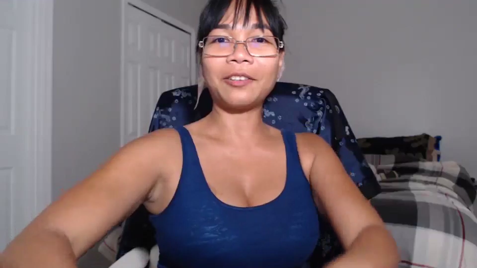 Gallery image thumbnail from Littlekai2023's myfreecams stream on, 06/02/2024, 01:04 image 16 of 20