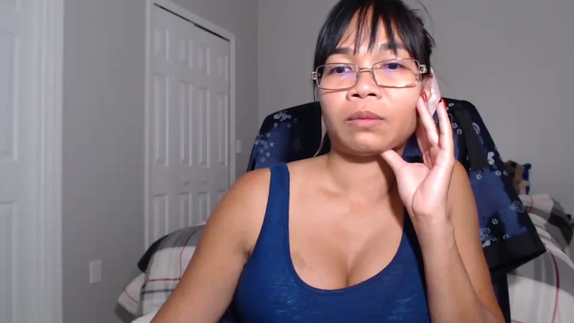 Gallery image thumbnail from Littlekai2023's myfreecams stream on, 06/02/2024, 01:04 image 18 of 20