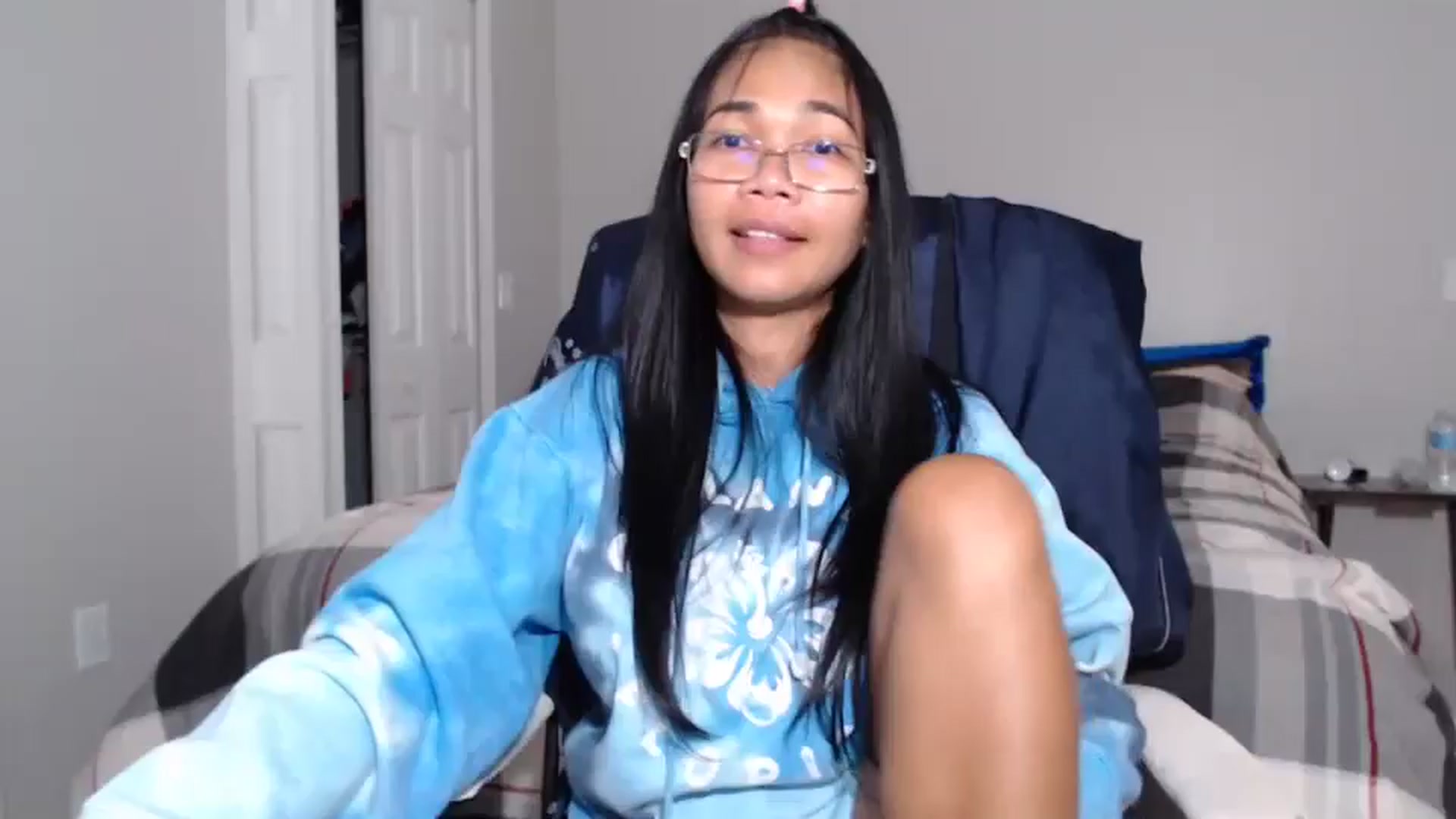 Gallery image thumbnail from Littlekai2023's myfreecams stream on, 06/03/2024, 03:45 image 2 of 20