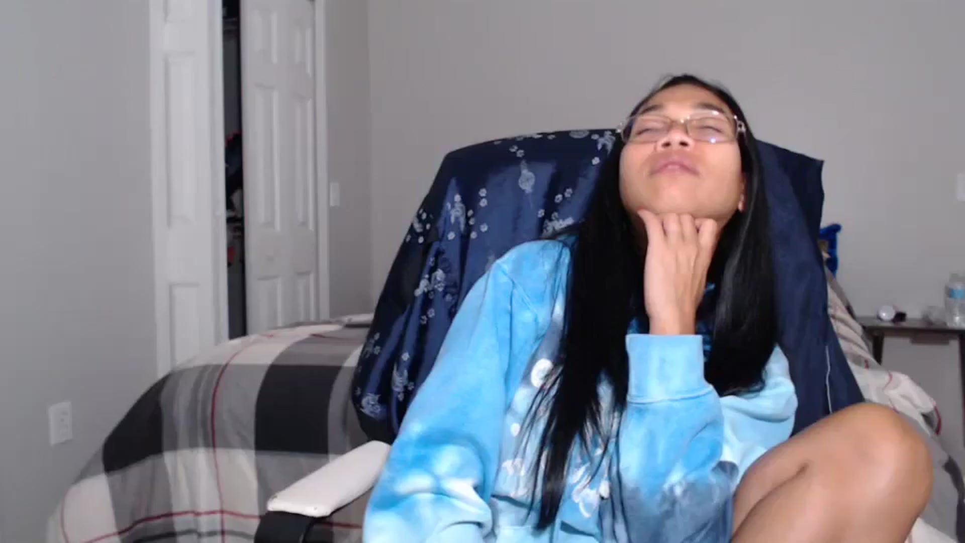 Gallery image thumbnail from Littlekai2023's myfreecams stream on, 06/03/2024, 03:45 image 1 of 20
