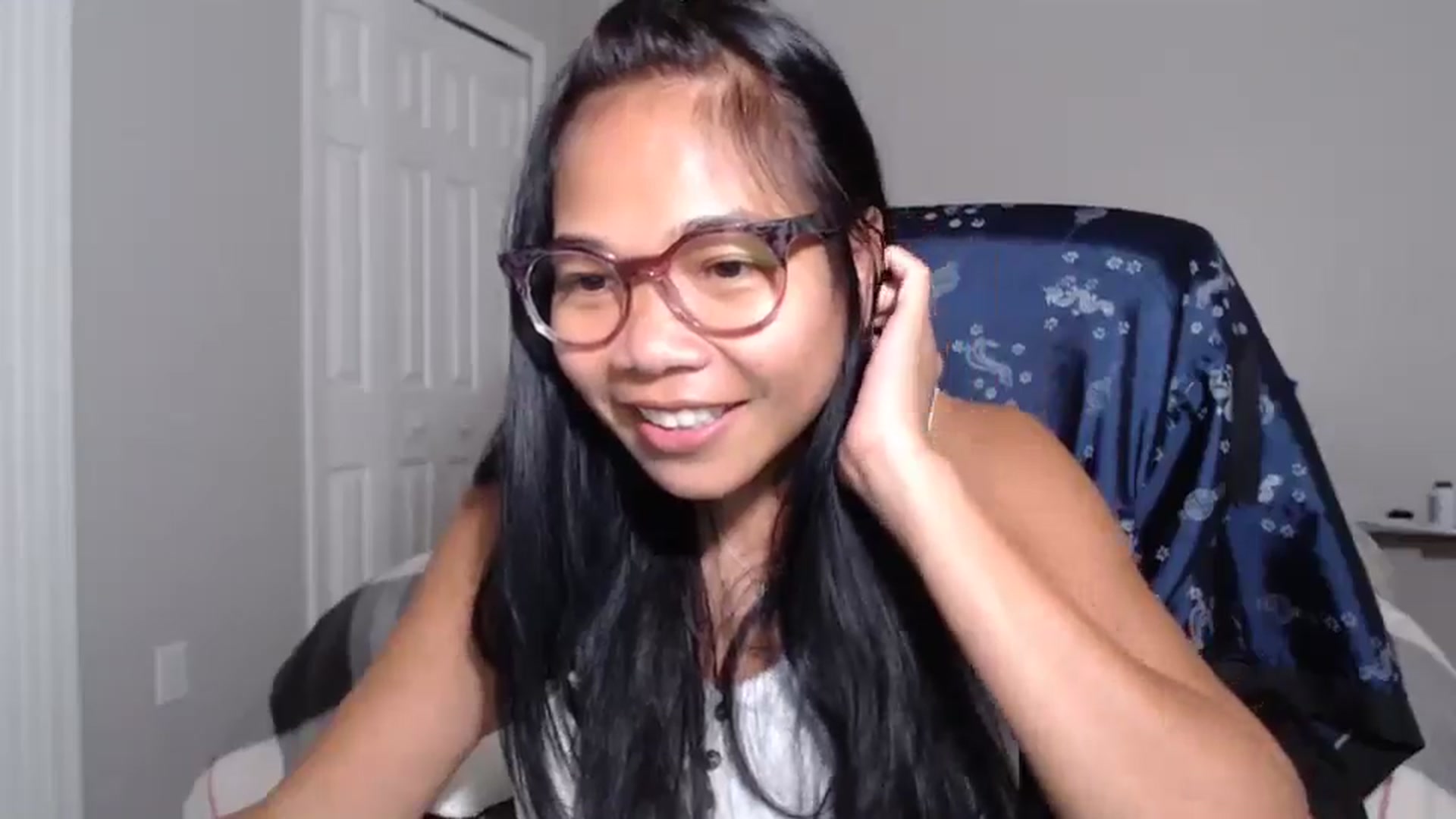 Gallery image thumbnail from Littlekai2023's myfreecams stream on, 06/04/2024, 04:18 image 18 of 20