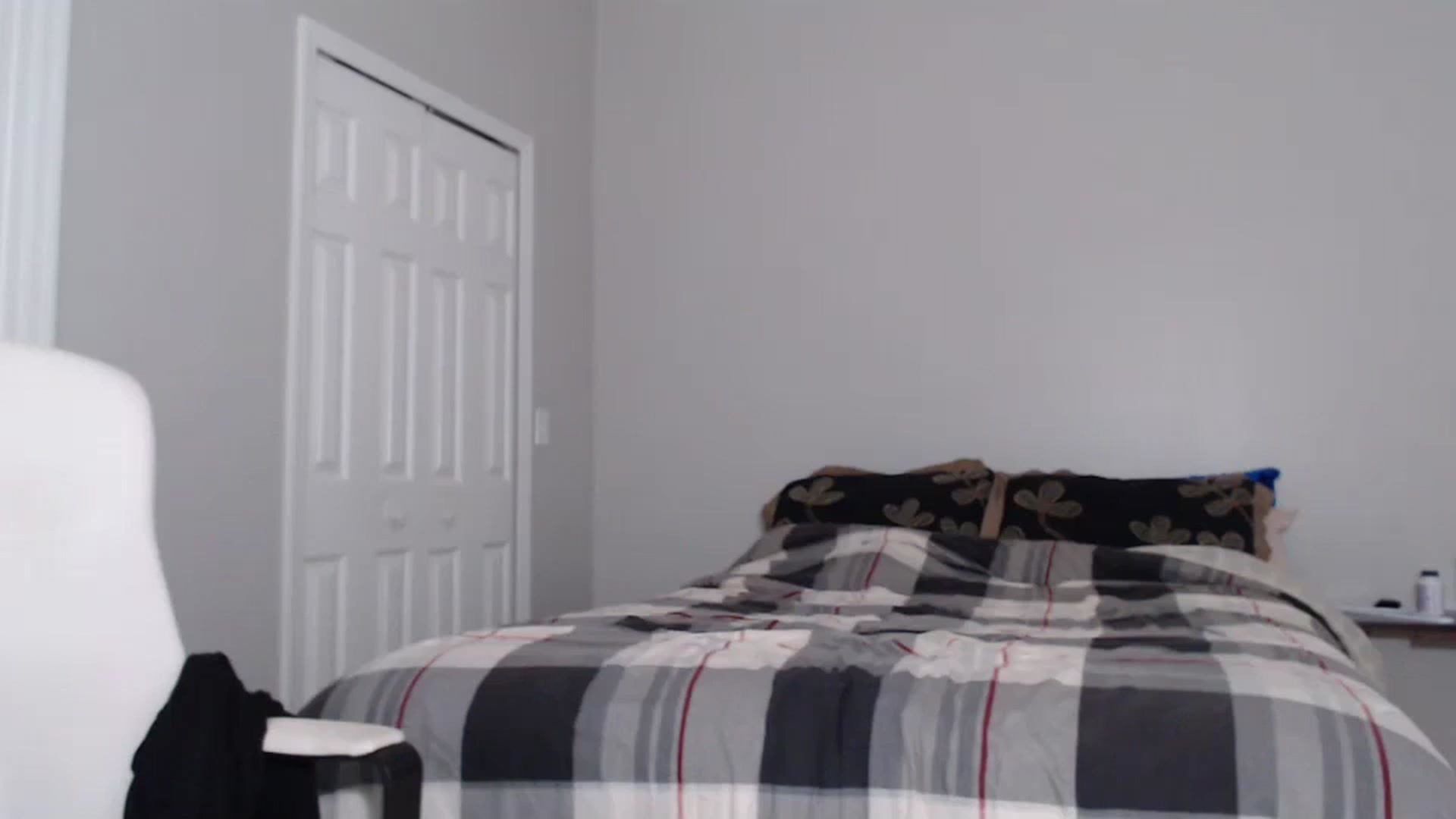 Gallery image thumbnail from Littlekai2023's myfreecams stream on, 06/04/2024, 04:18 image 15 of 20