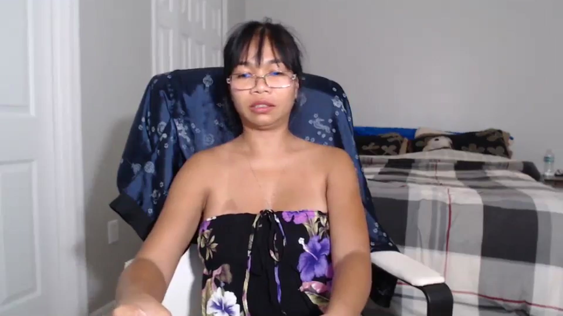Gallery image thumbnail from Littlekai2023's myfreecams stream on, 06/05/2024, 24:00 image 9 of 20