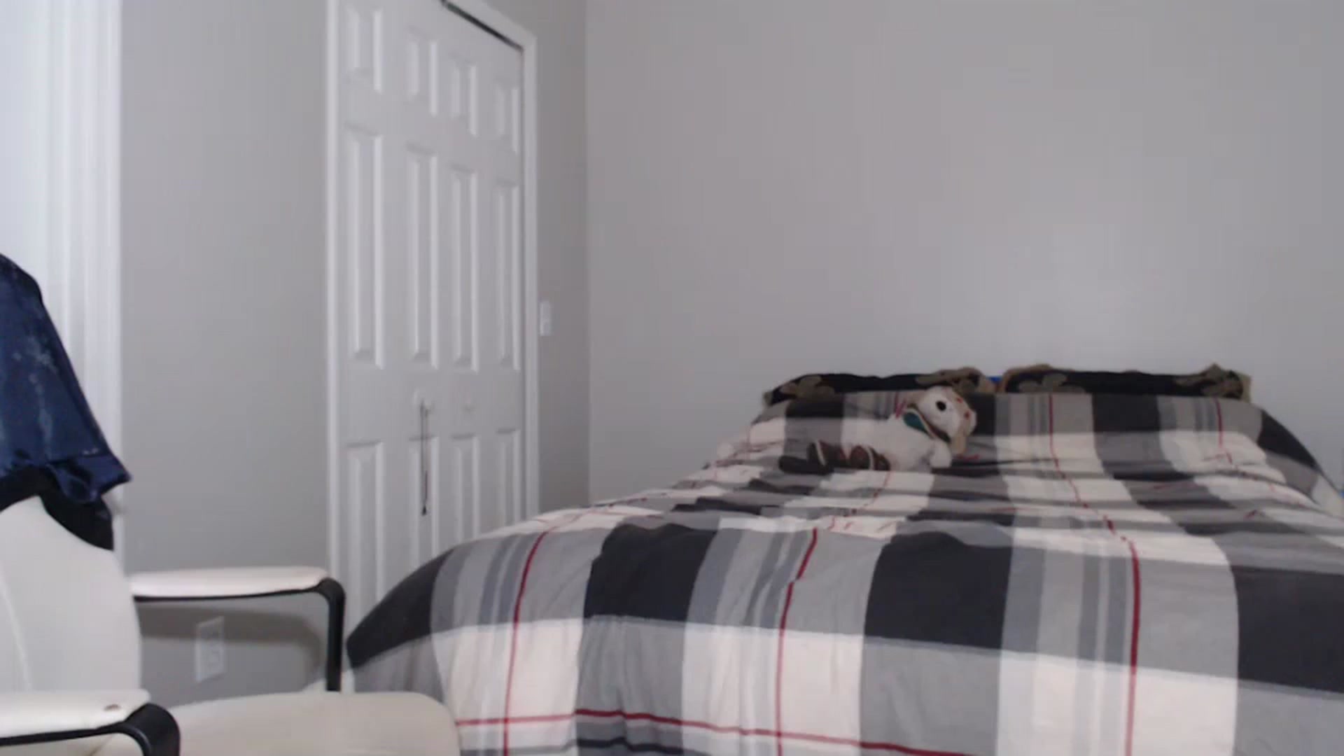 Gallery image thumbnail from Littlekai2023's myfreecams stream on, 06/17/2024, 24:02 image 15 of 20