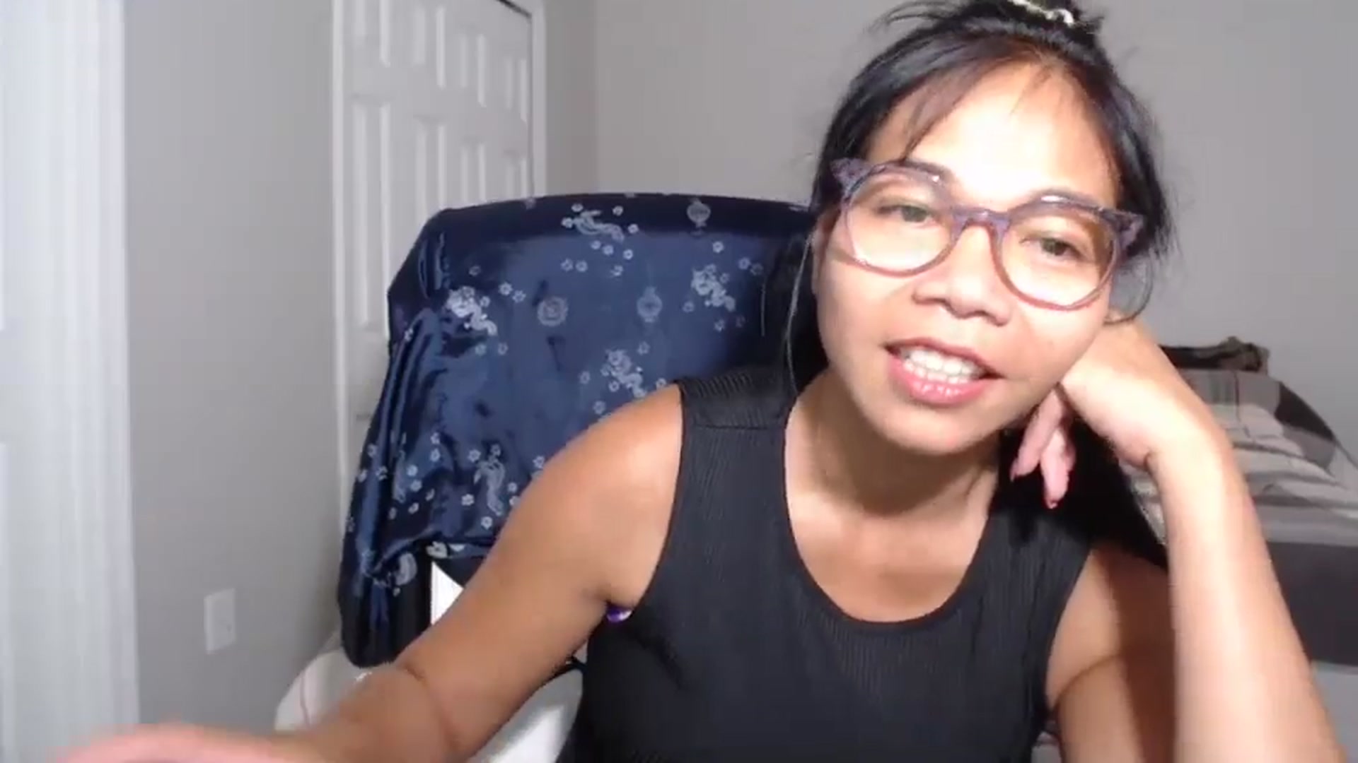 Gallery image thumbnail from Littlekai2023's myfreecams stream on, 06/17/2024, 24:41 image 3 of 20