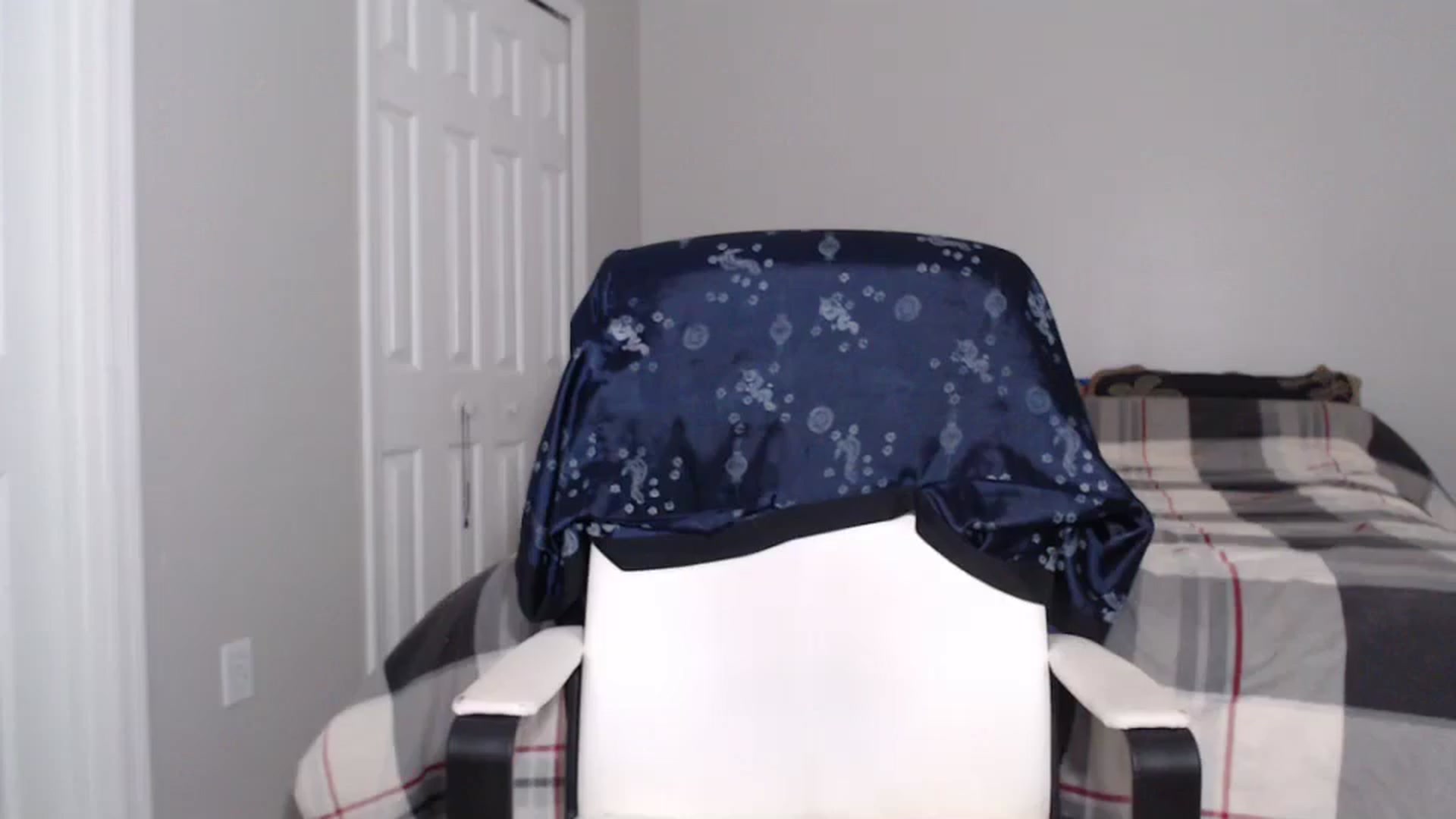 Gallery image thumbnail from Littlekai2023's myfreecams stream on, 06/17/2024, 24:41 image 7 of 20