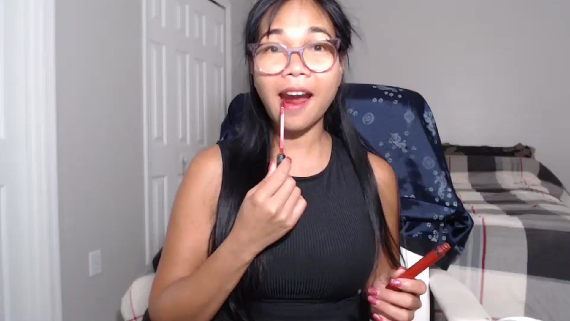 Gallery image thumbnail from Littlekai2023's myfreecams stream on, 06/17/2024, 03:31 image 4 of 20