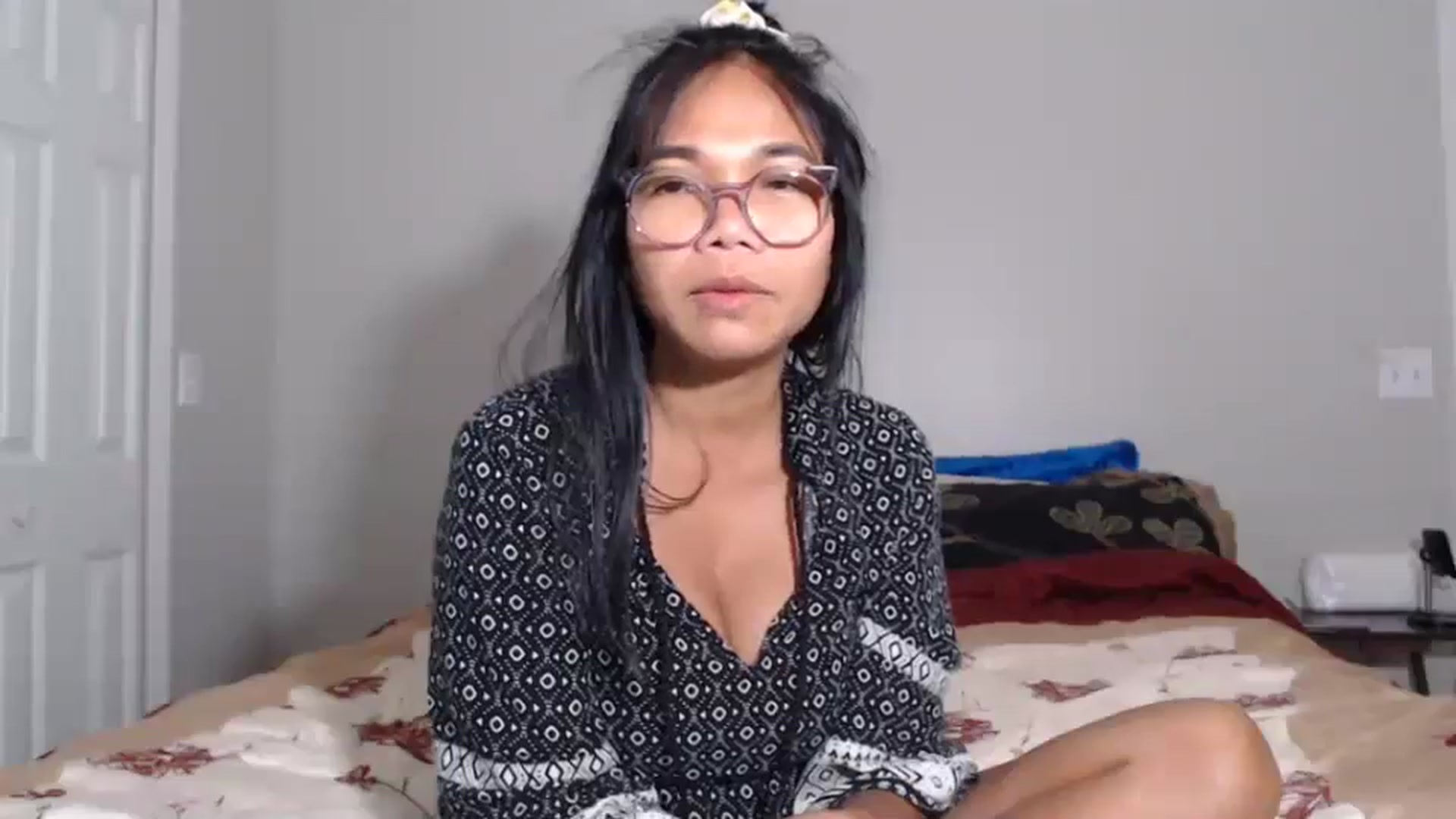Gallery image thumbnail from Littlekai2023's myfreecams stream on, 06/18/2024, 04:38 image 20 of 20