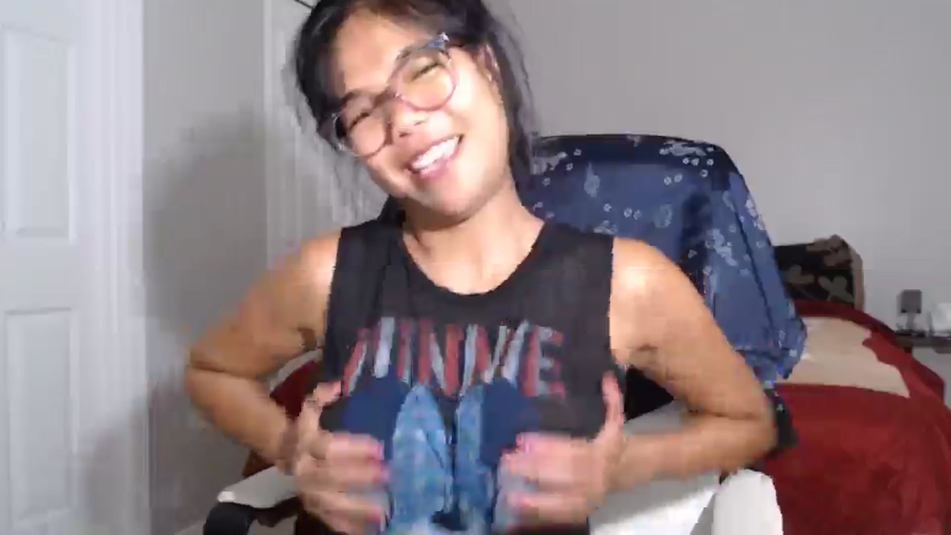Gallery image thumbnail from Littlekai2023's myfreecams stream on, 06/19/2024, 03:13 image 20 of 20